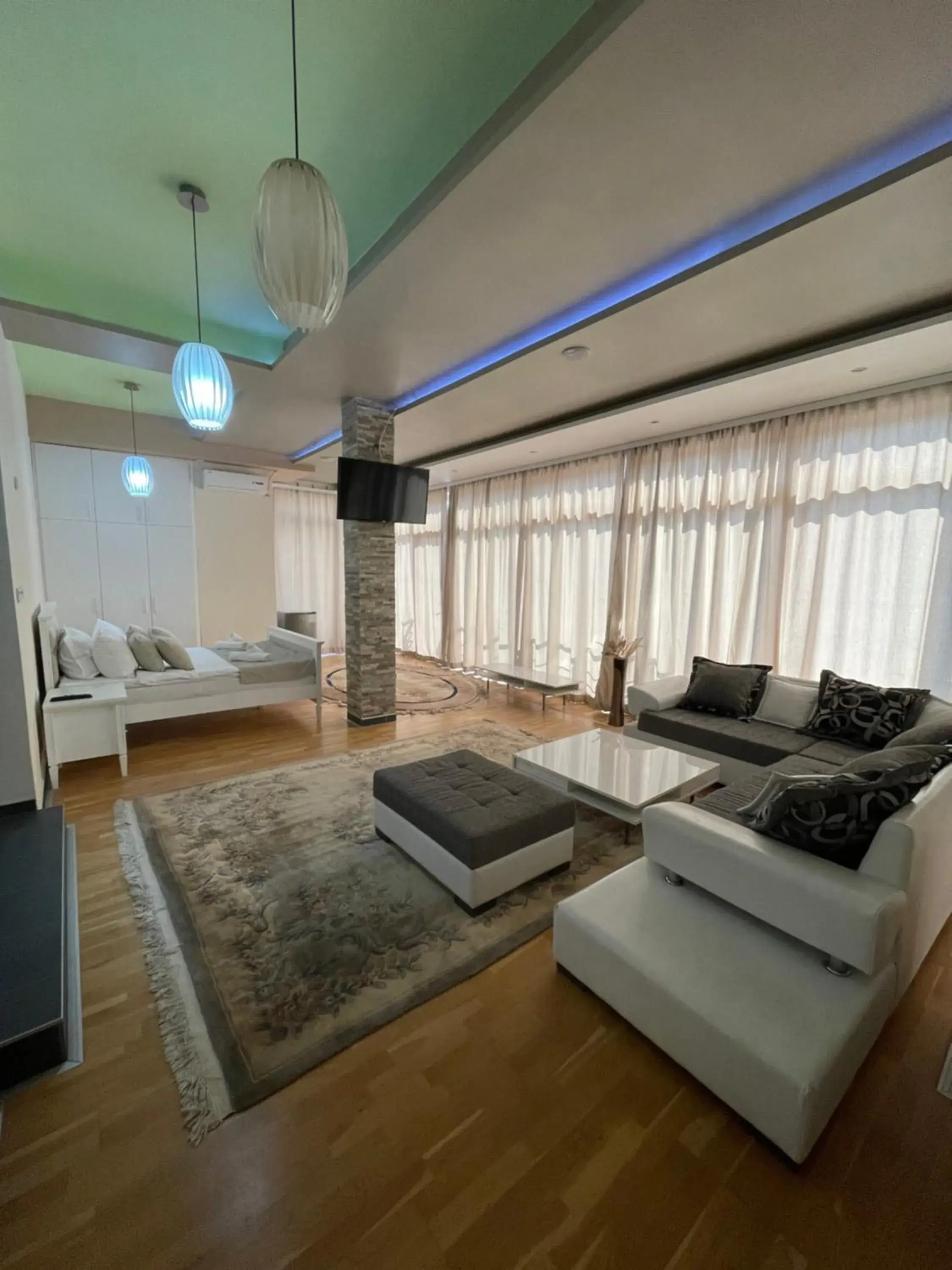 Apartment with Pool View in Hotel Bella Nella Apartment with Pool View in Hotel Bella Nella