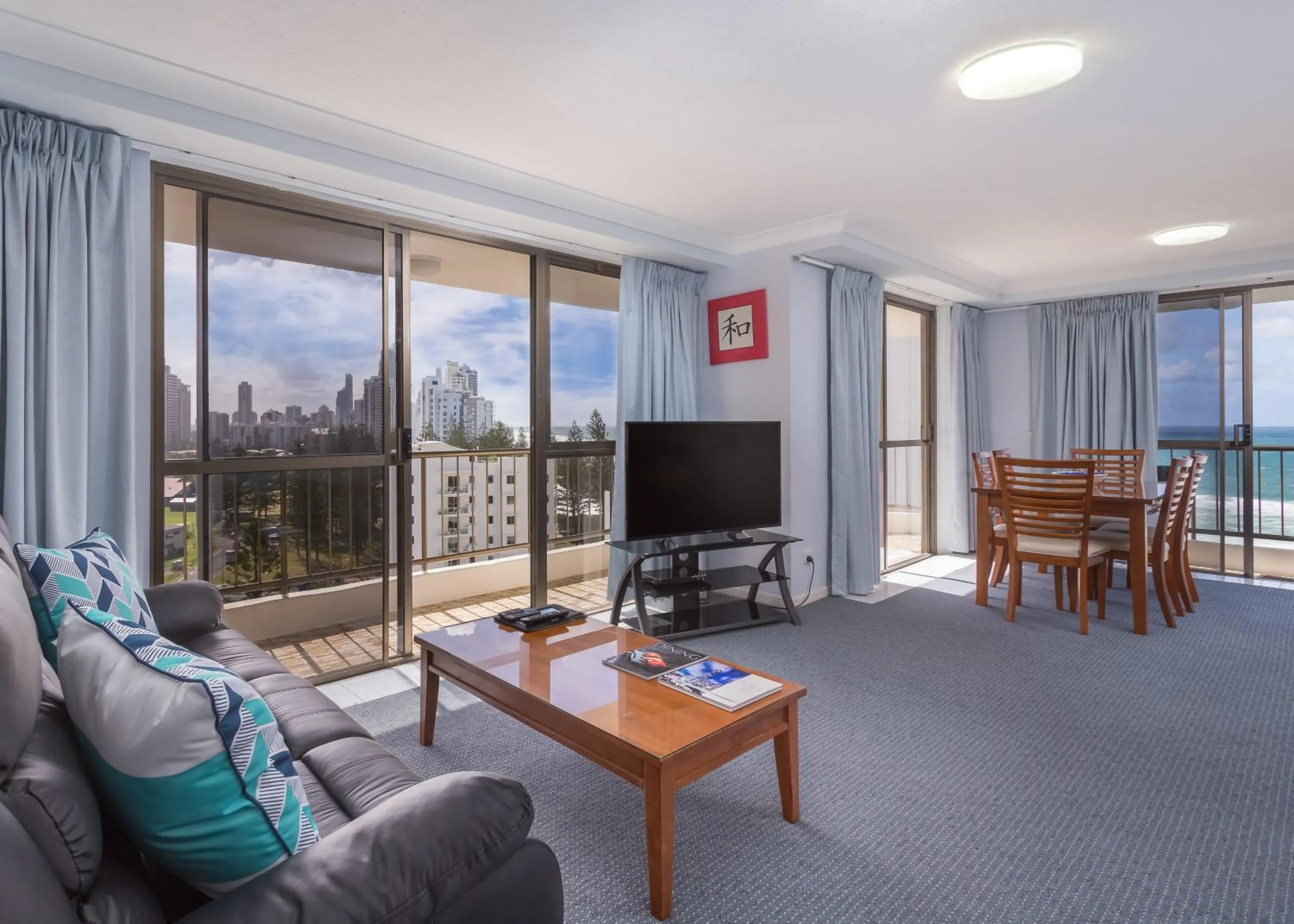 Living room in Ocean Royale