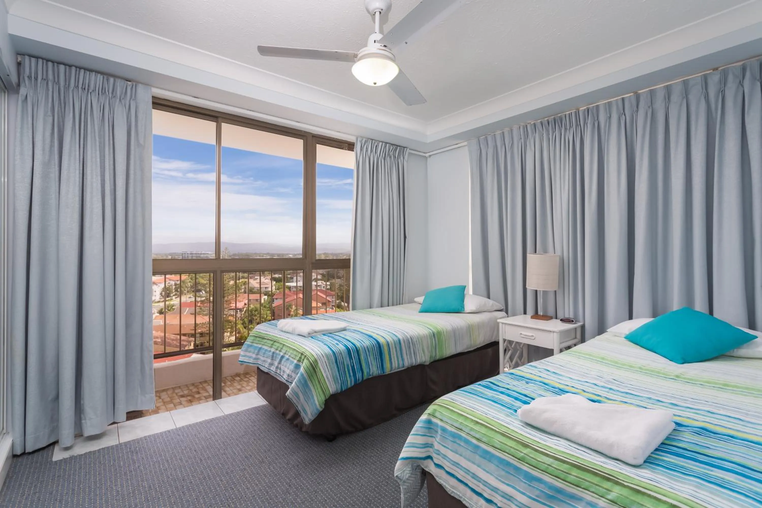 Bedroom, Bed in Ocean Royale