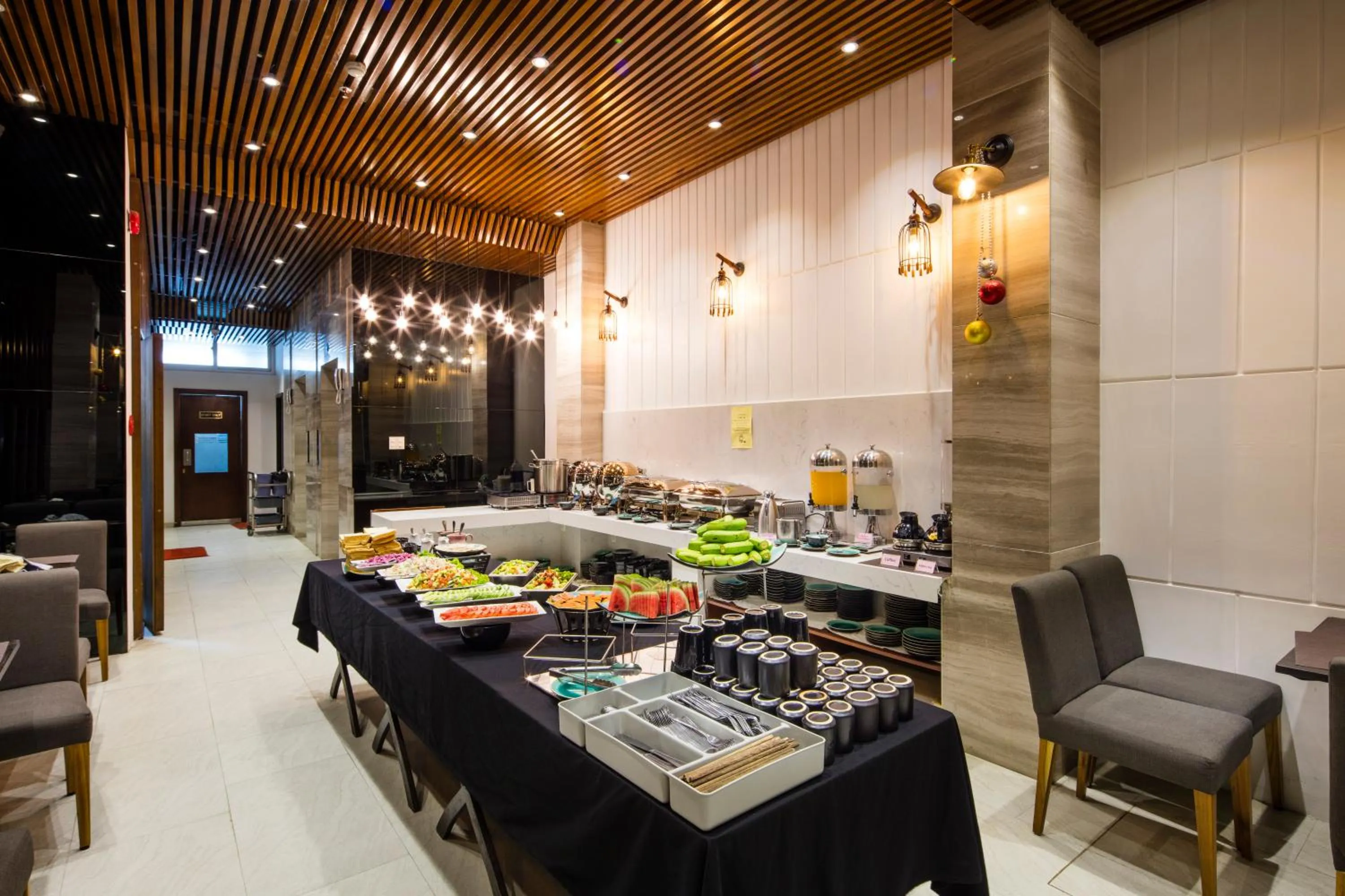 Food and drinks in Aroma Nha Trang Boutique Hotel