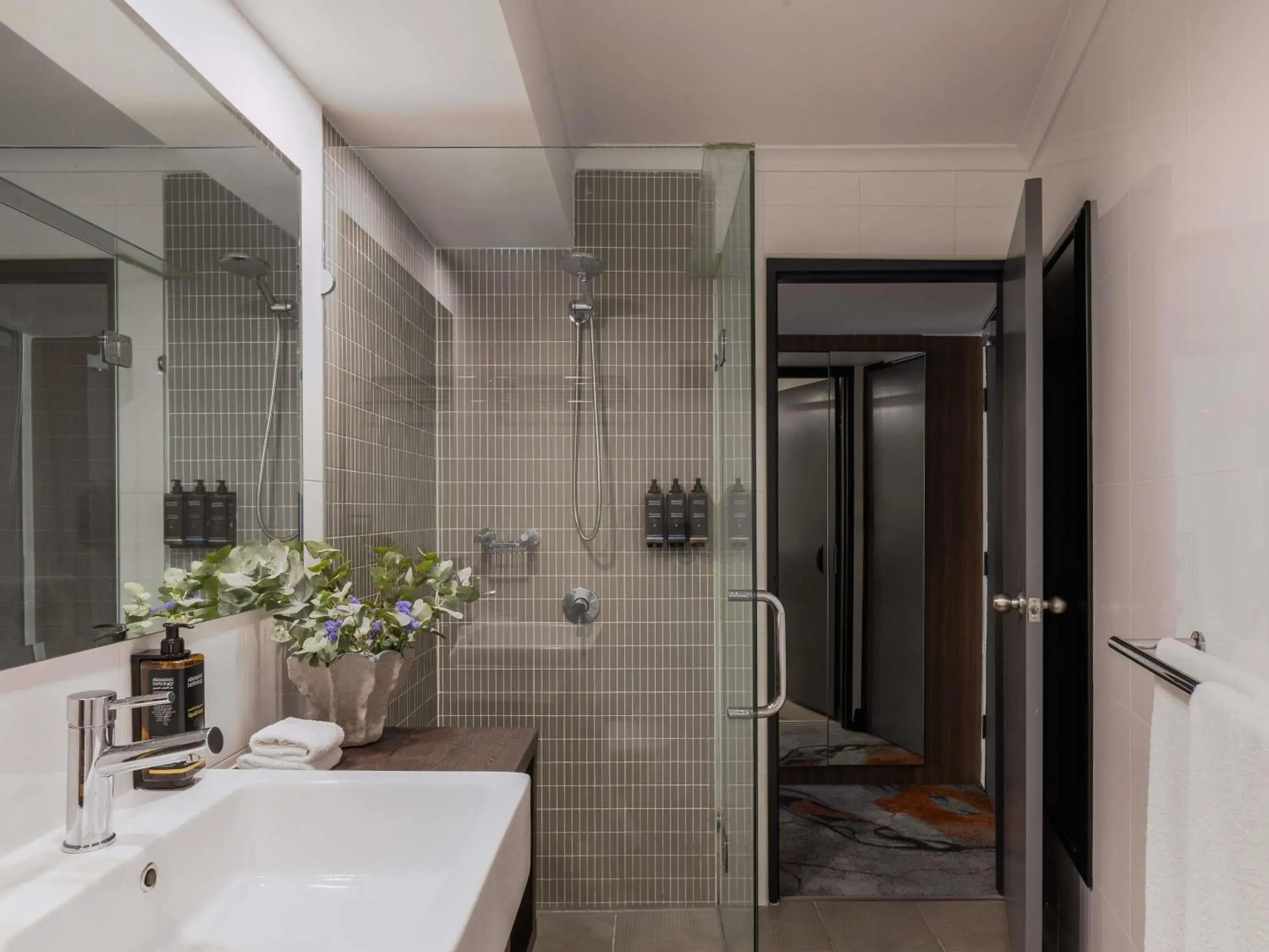 Bedroom in Mercure Brisbane Spring Hill Bedroom in Mercure Brisbane Spring Hill