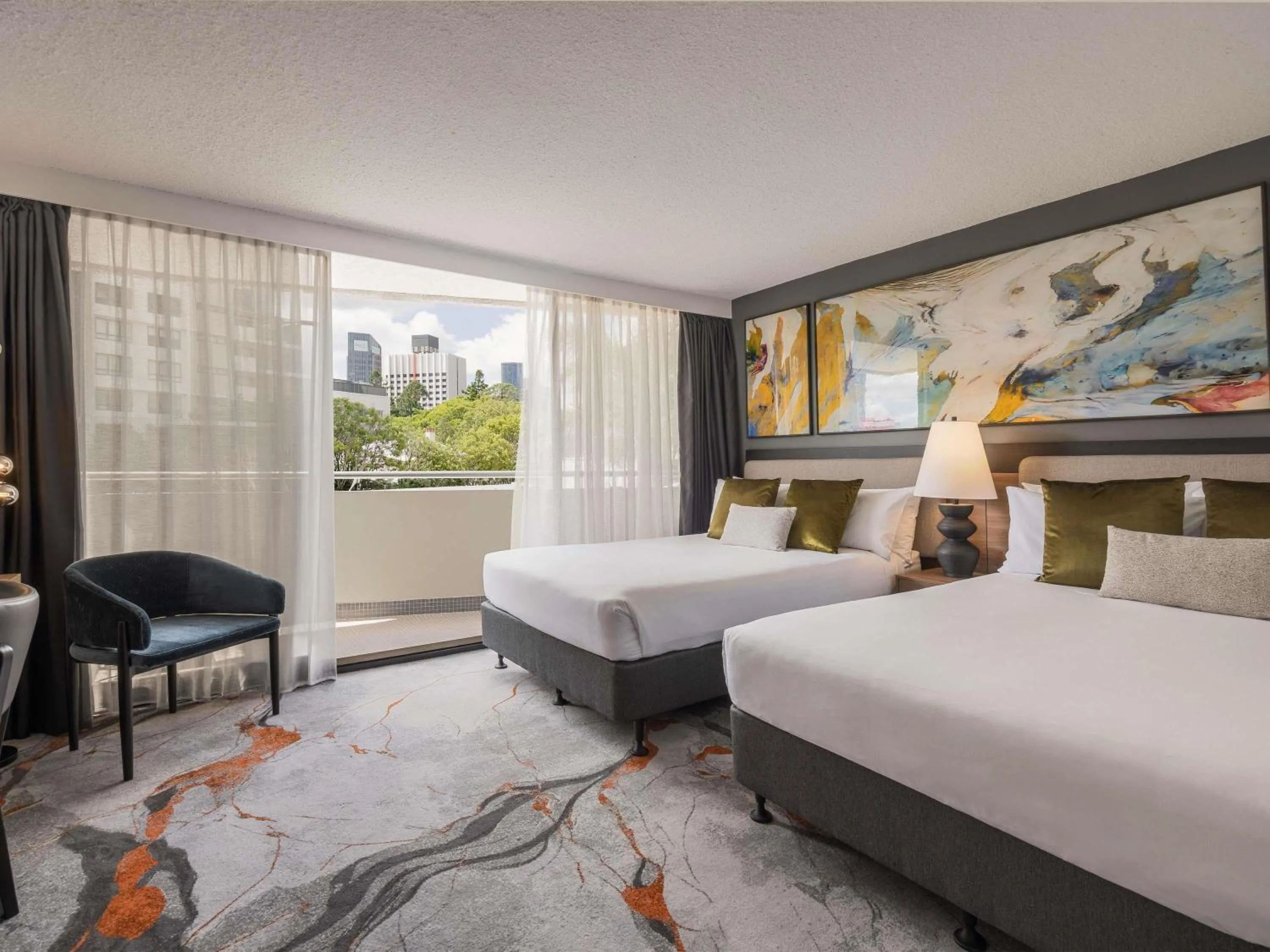 Bedroom, Bed in Mercure Brisbane Spring Hill