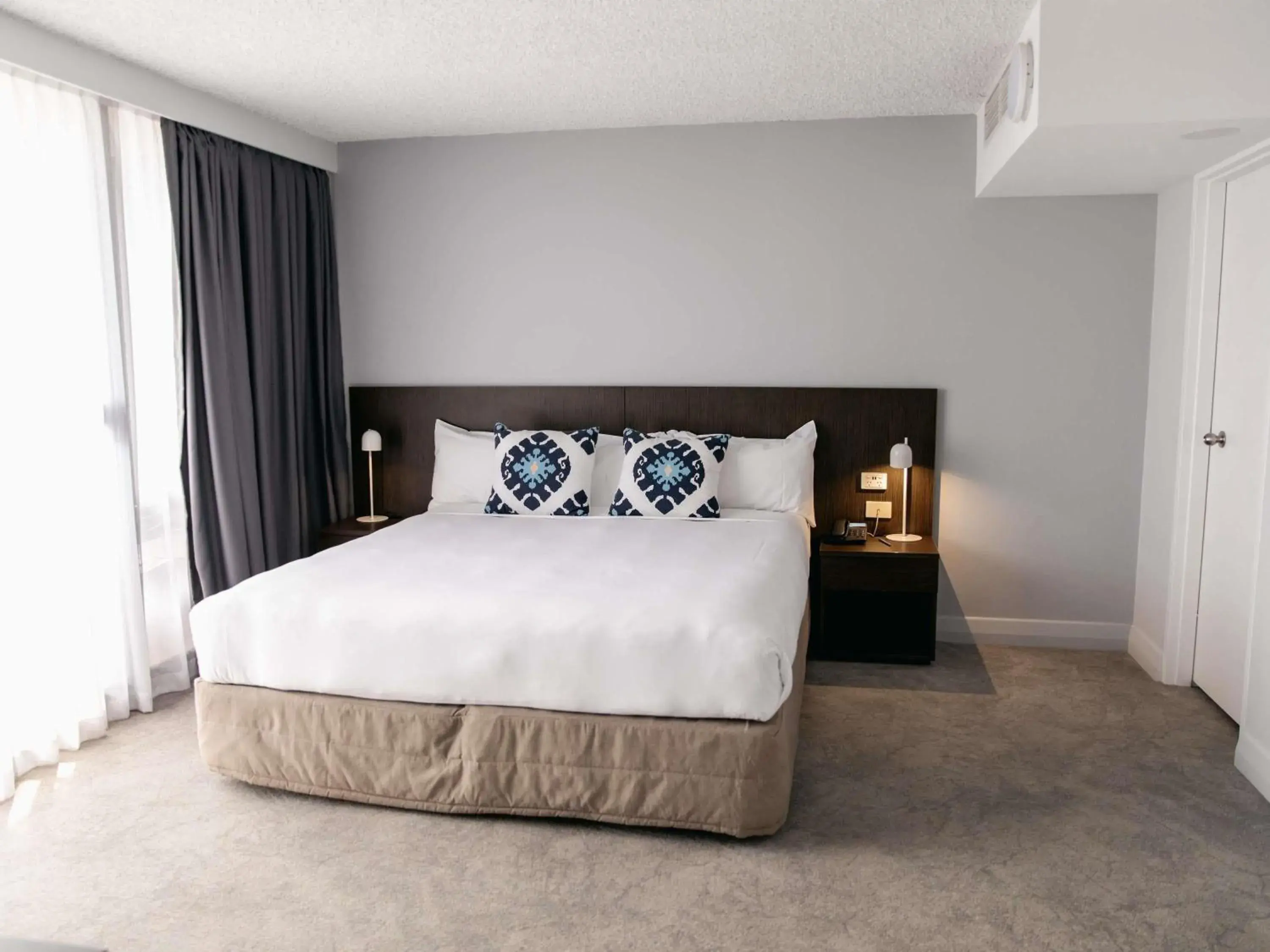 Bedroom, Bed in Mercure Brisbane Spring Hill Bedroom, Bed in Mercure Brisbane Spring Hill