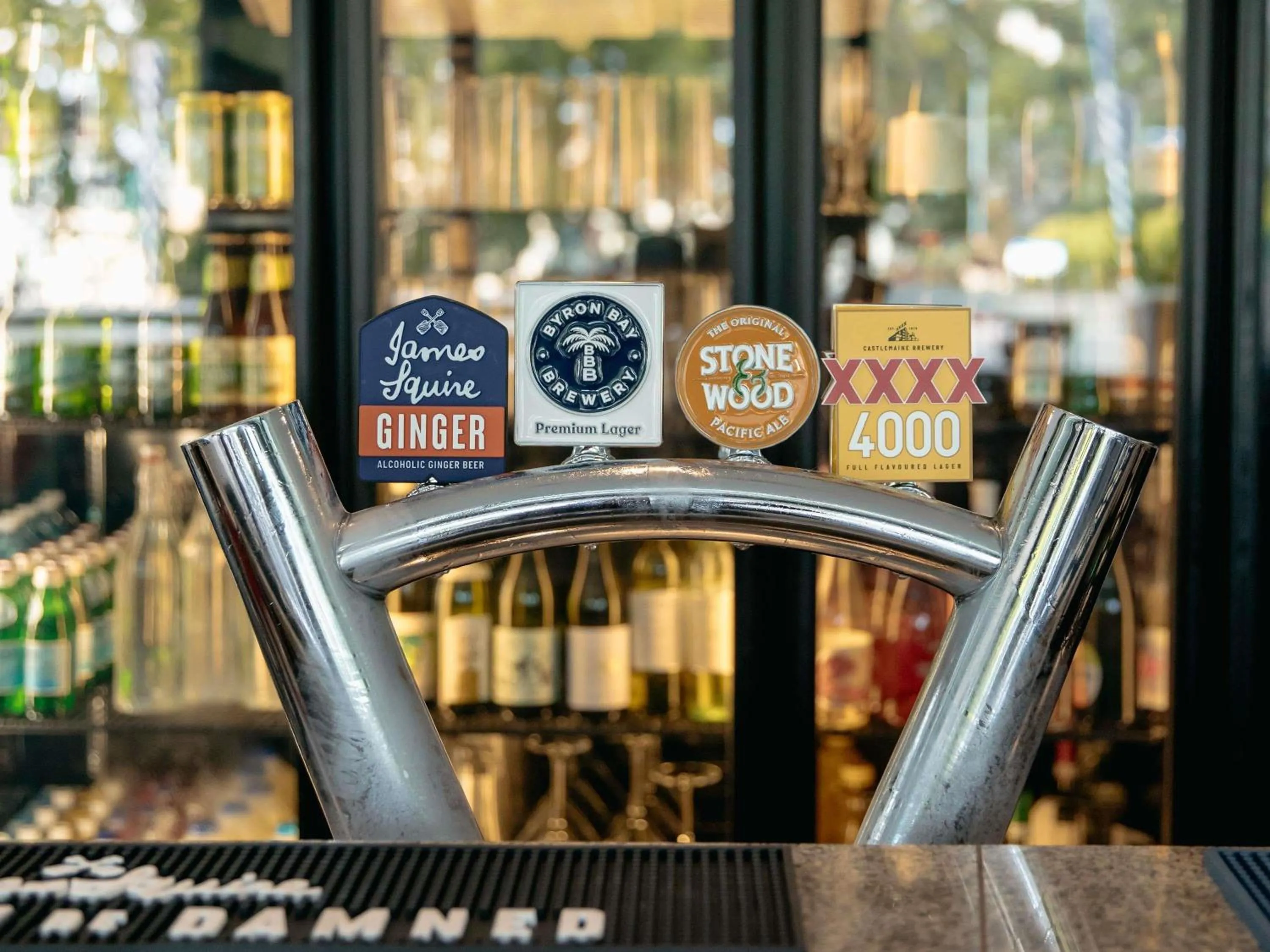 Lounge or bar in Mercure Brisbane Spring Hill