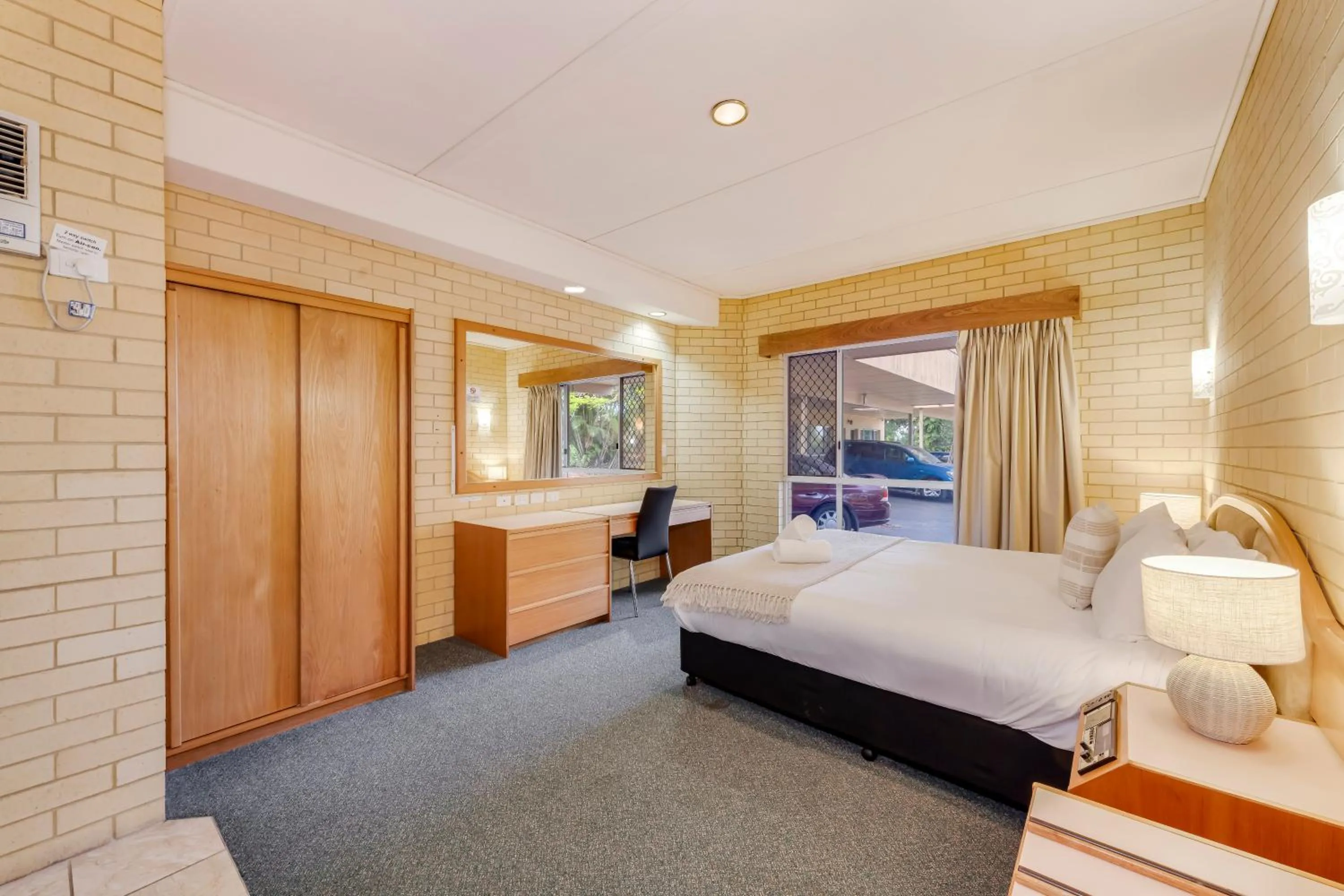 Bed in Bundaberg International