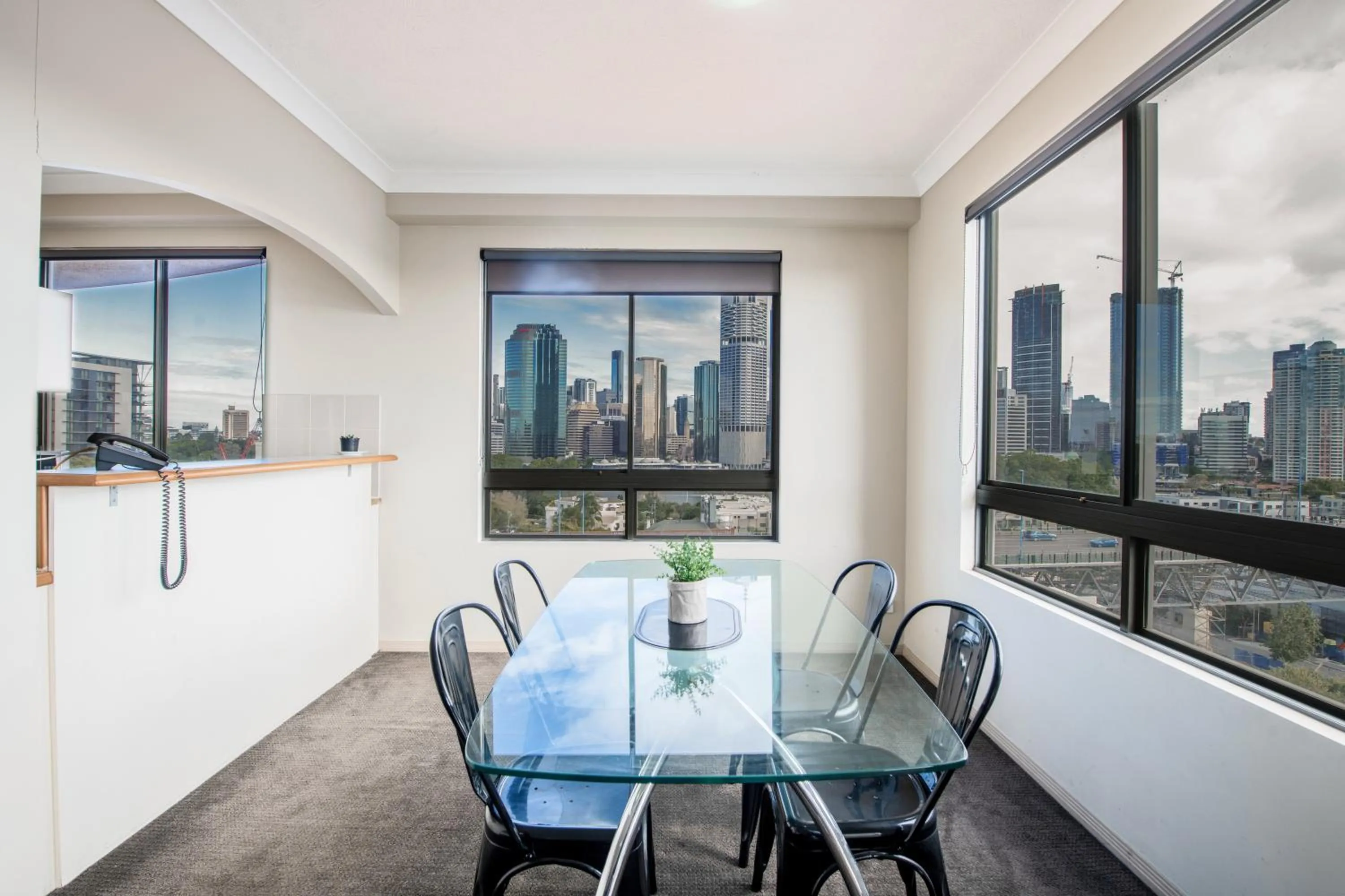 Day in Bridgewater Apartments