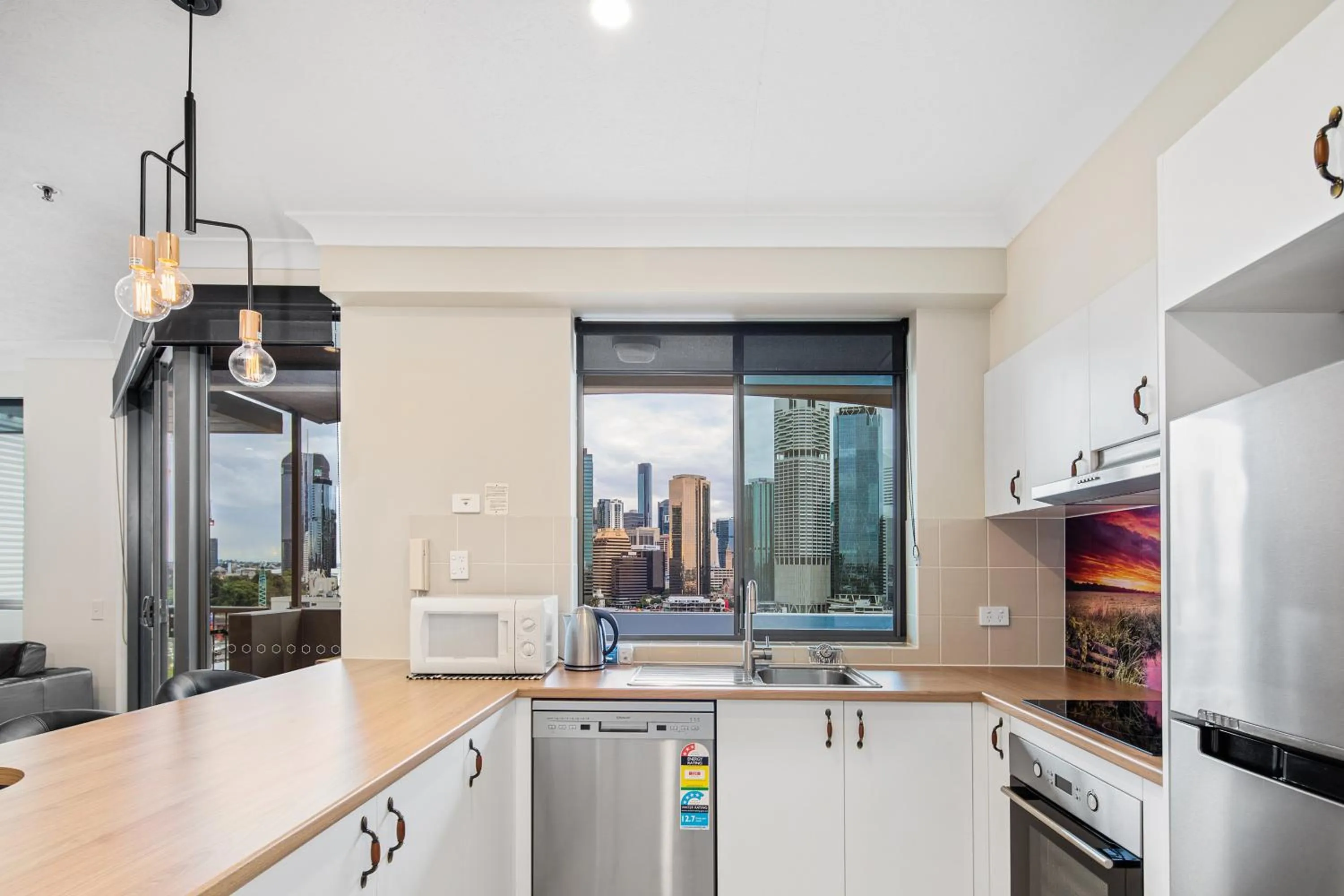 Kitchen or kitchenette in Bridgewater Apartments