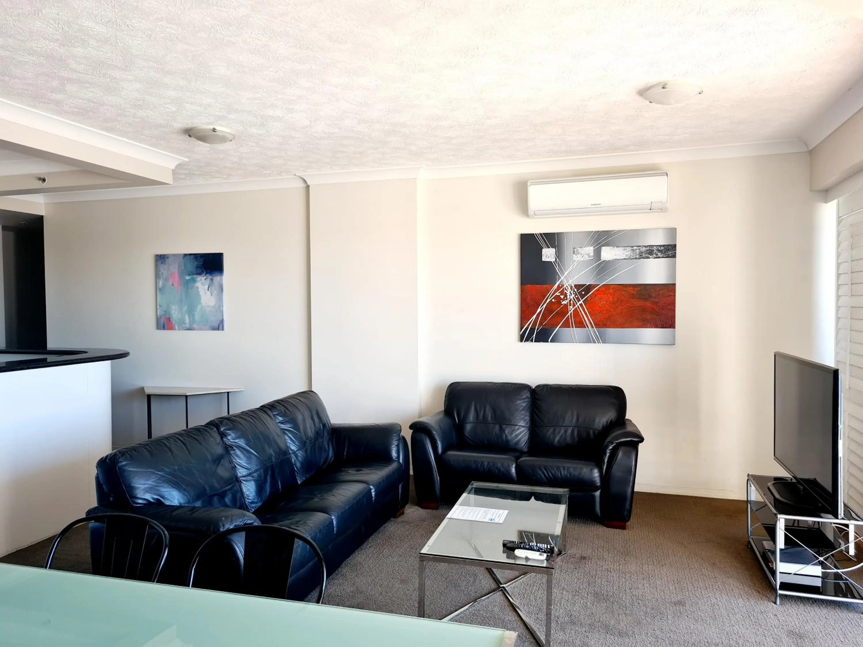 Communal lounge/ TV room in Bridgewater Apartments