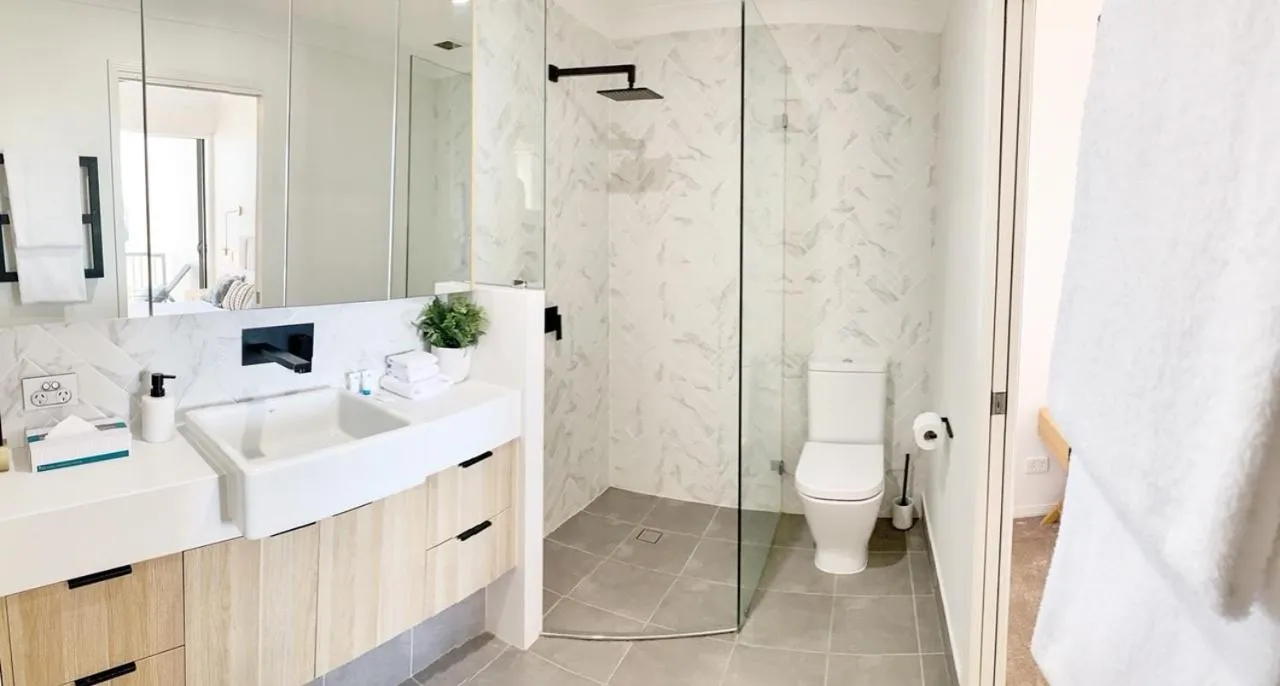 Shower in Bridgewater Apartments