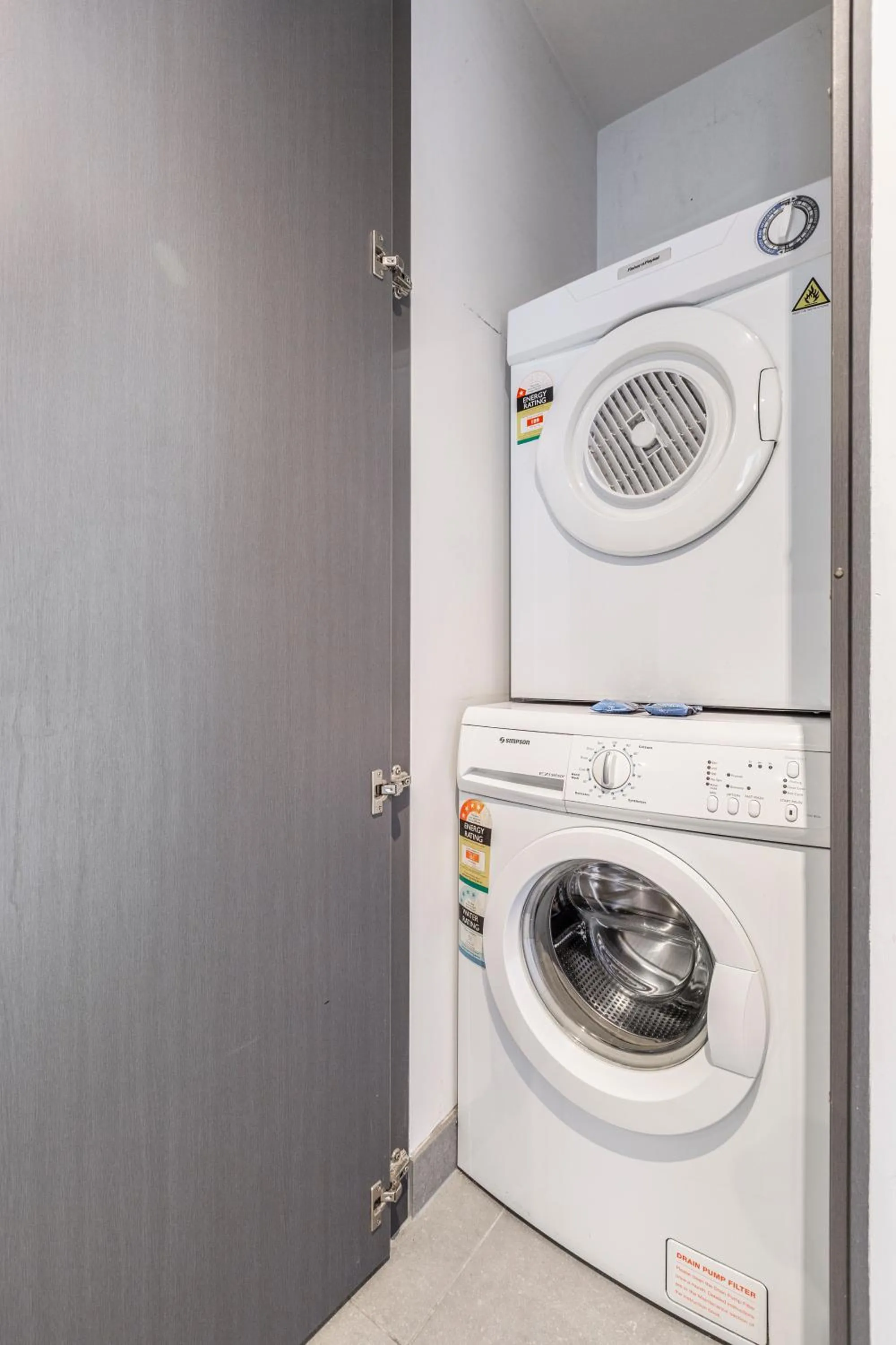 laundry in Punthill Oakleigh