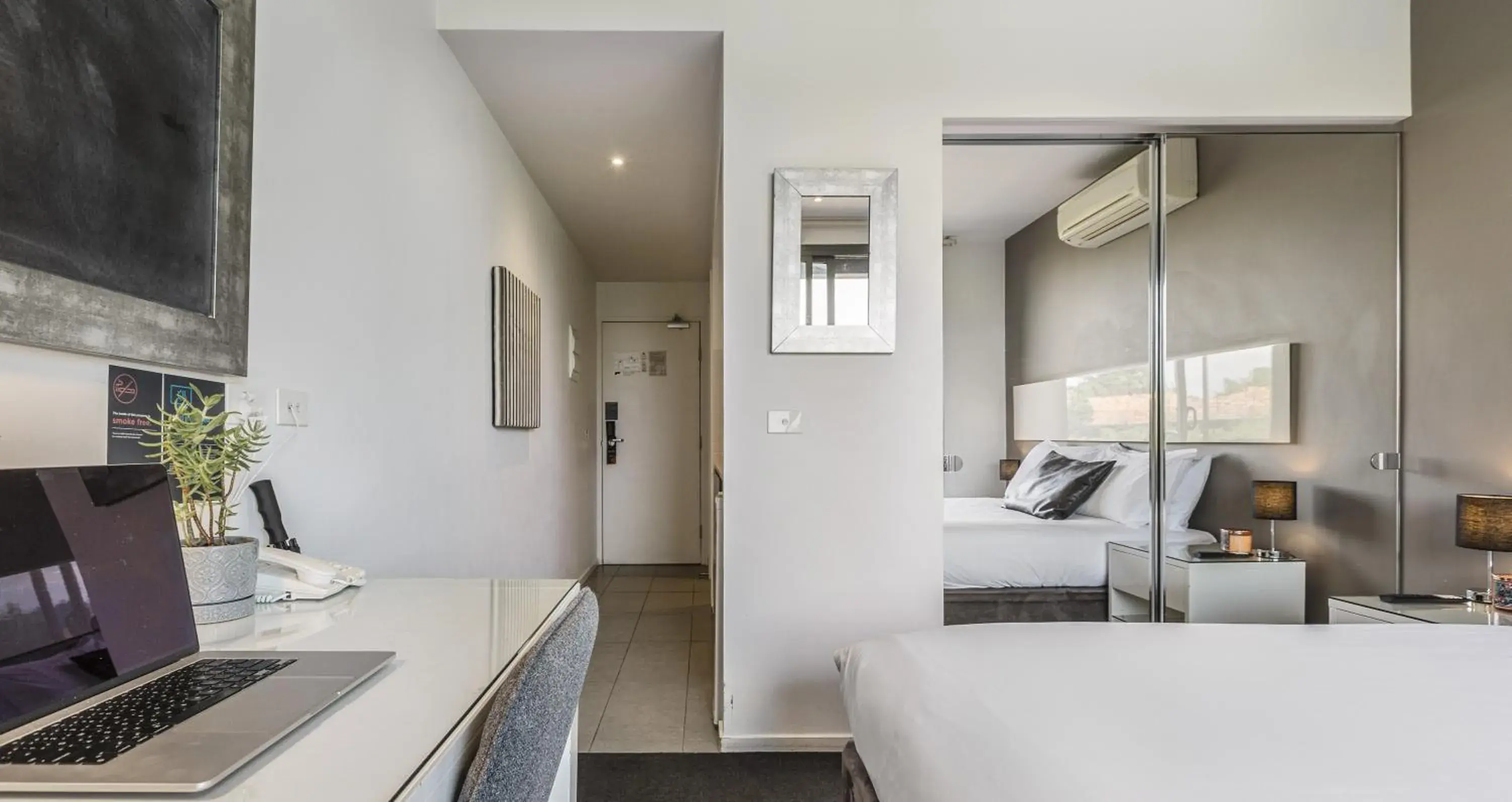 Bed in Punthill Oakleigh Bed in Punthill Oakleigh