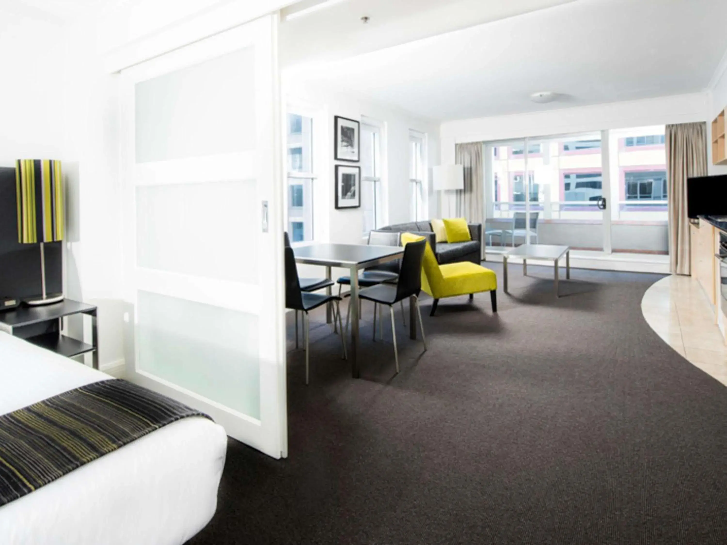 Property building in Mantra on Kent Property building in Mantra on Kent