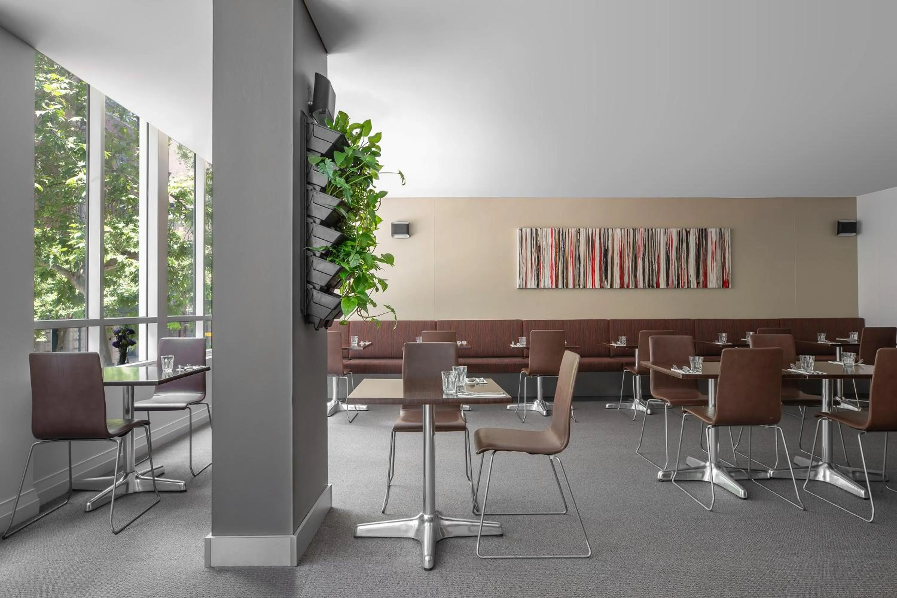 Restaurant/places to eat in Mantra on Kent