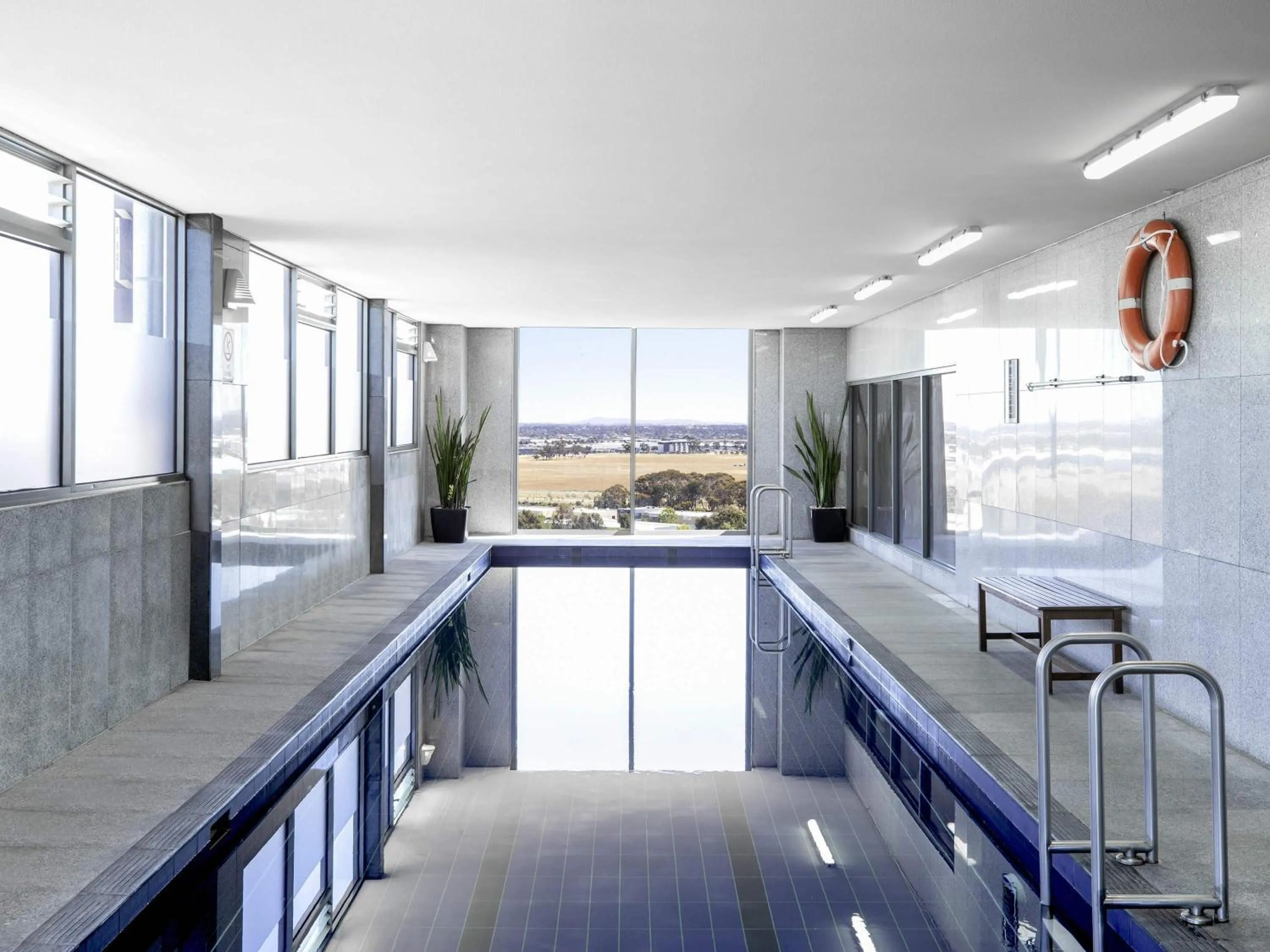 Pool view in Mantra Melbourne Airport