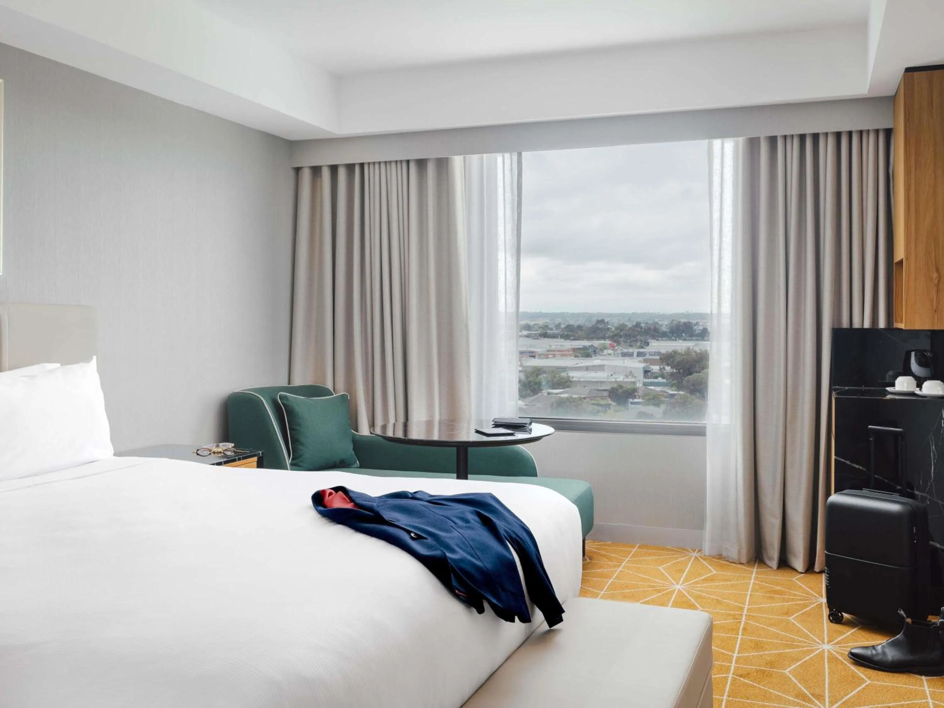 Bedroom, Bed in Mantra Melbourne Airport