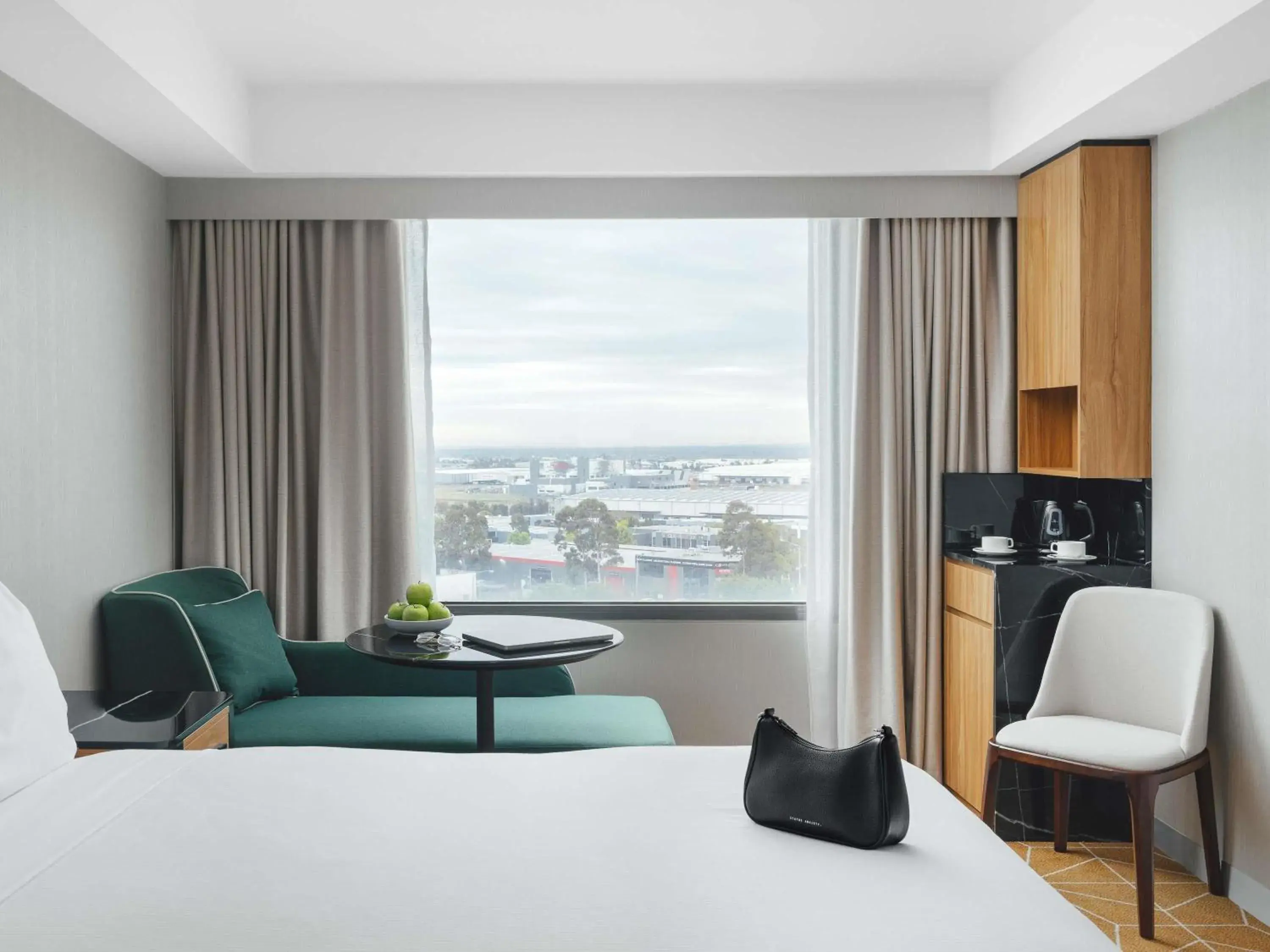 Property building, Bed in Mantra Melbourne Airport Property building, Bed in Mantra Melbourne Airport