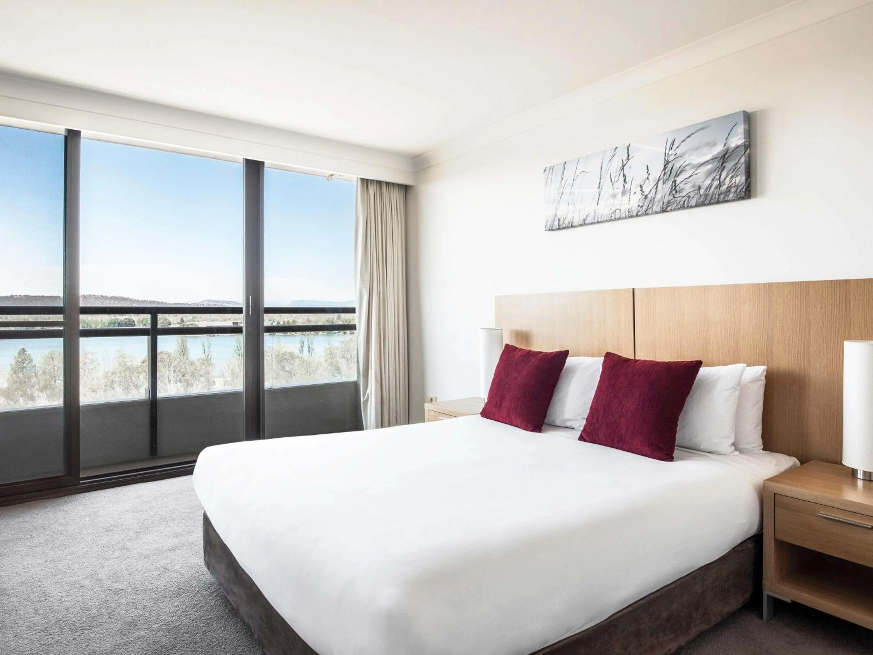 Other, Bed in BreakFree Capital Tower Apartments