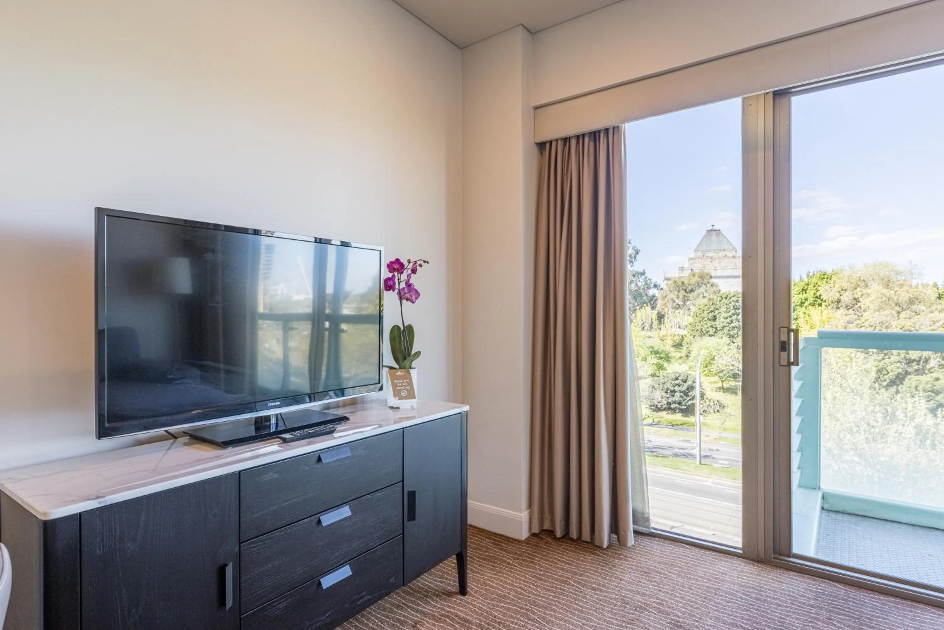 Living room in Seasons Botanic Gardens