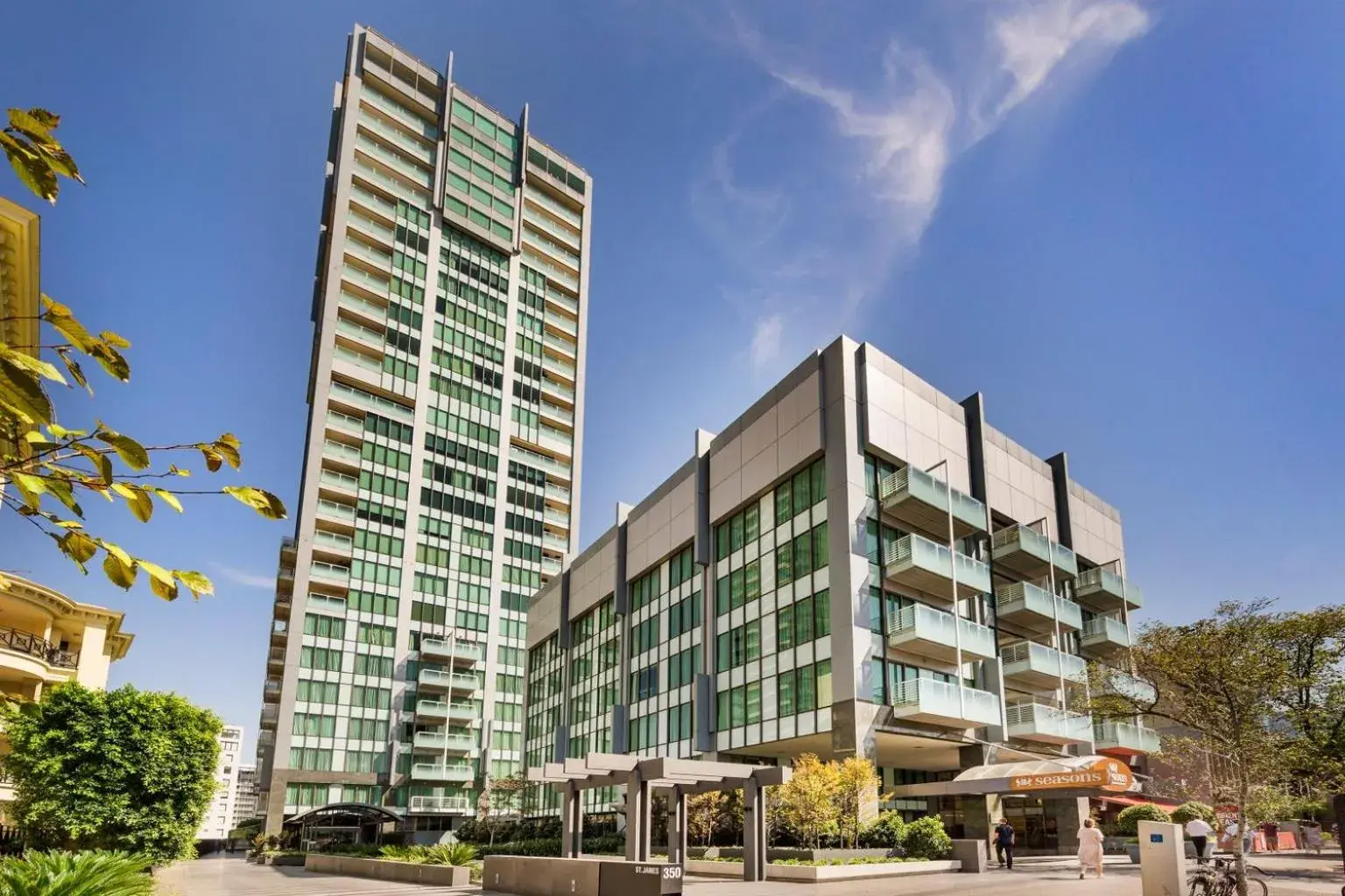 Property building in Seasons Botanic Gardens Property building in Seasons Botanic Gardens