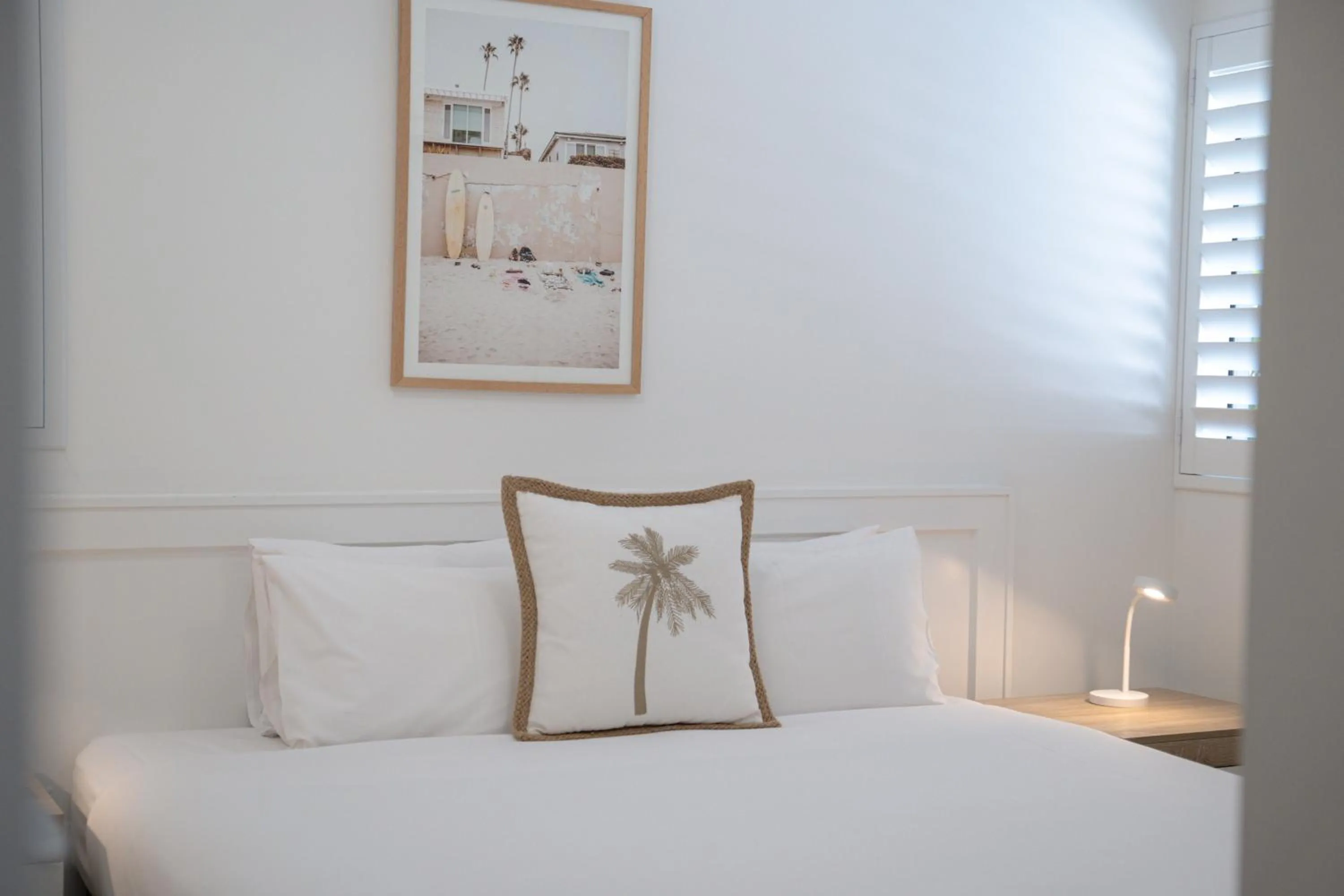 Bed in Twin Quays Noosa