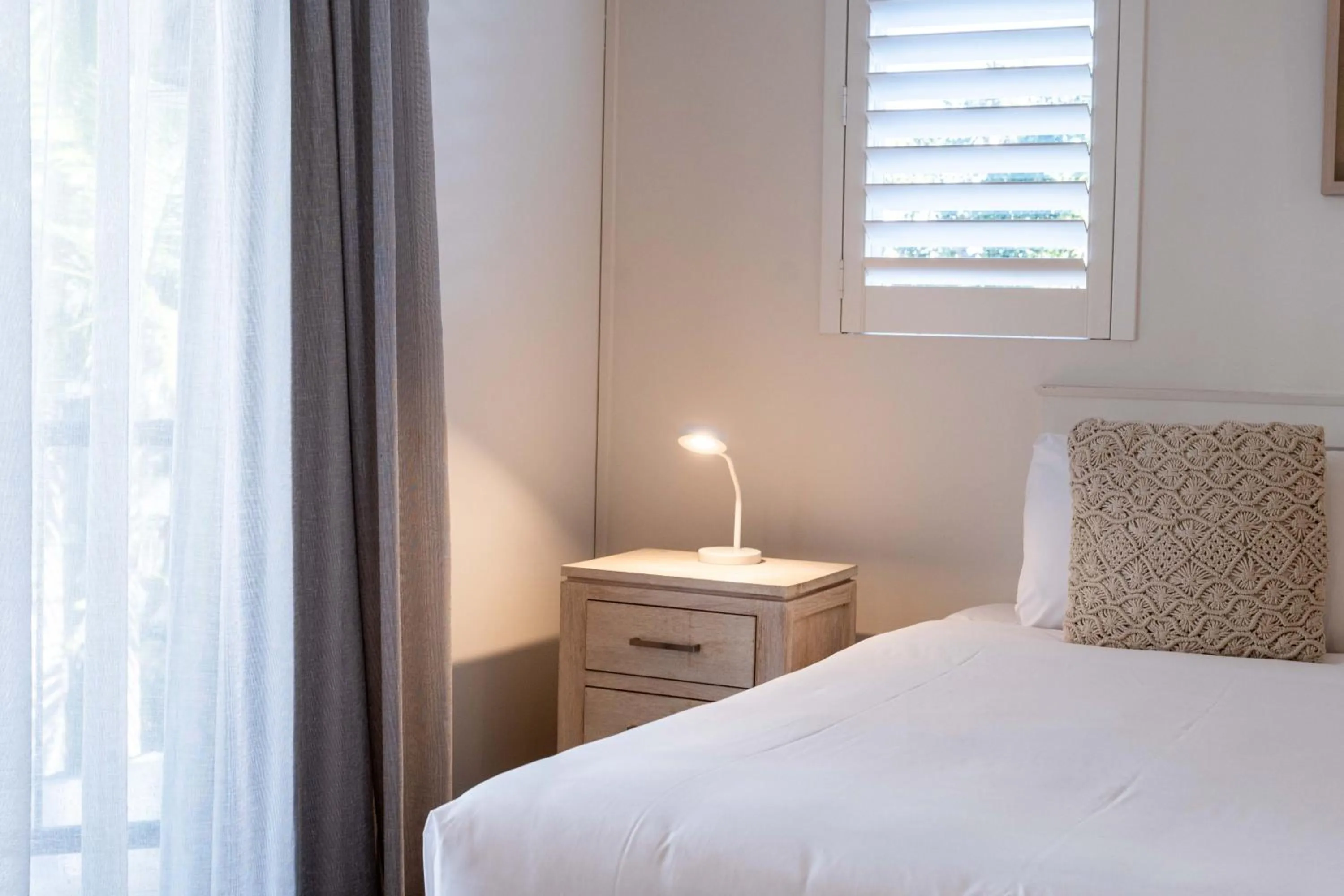 Bed in Twin Quays Noosa