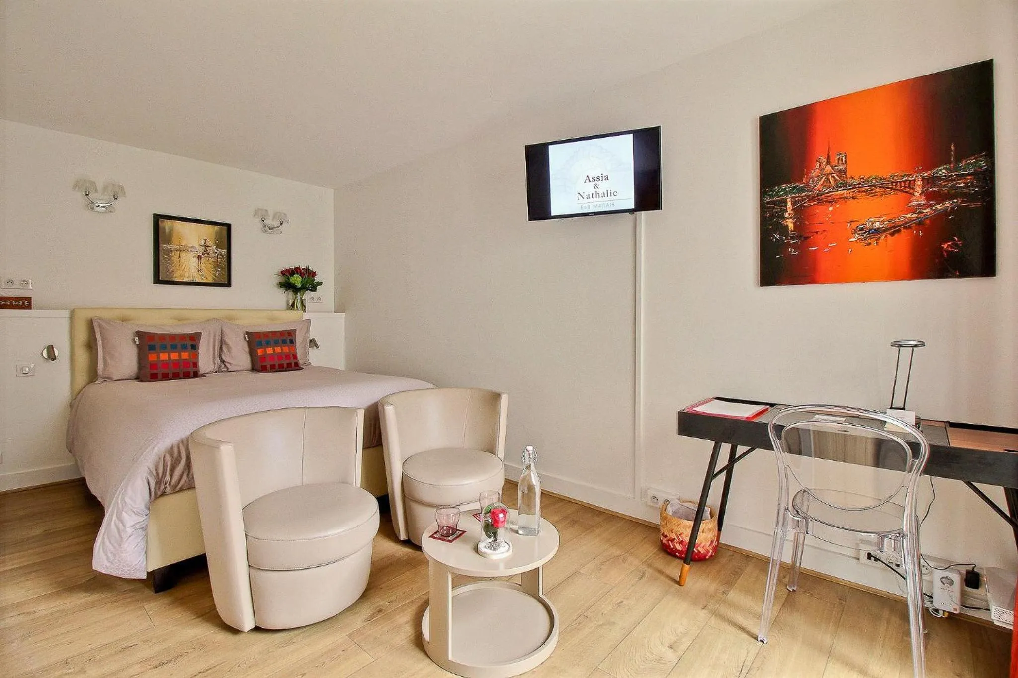 Bed in Assia & Nathalie - Luxury B&B MARAIS