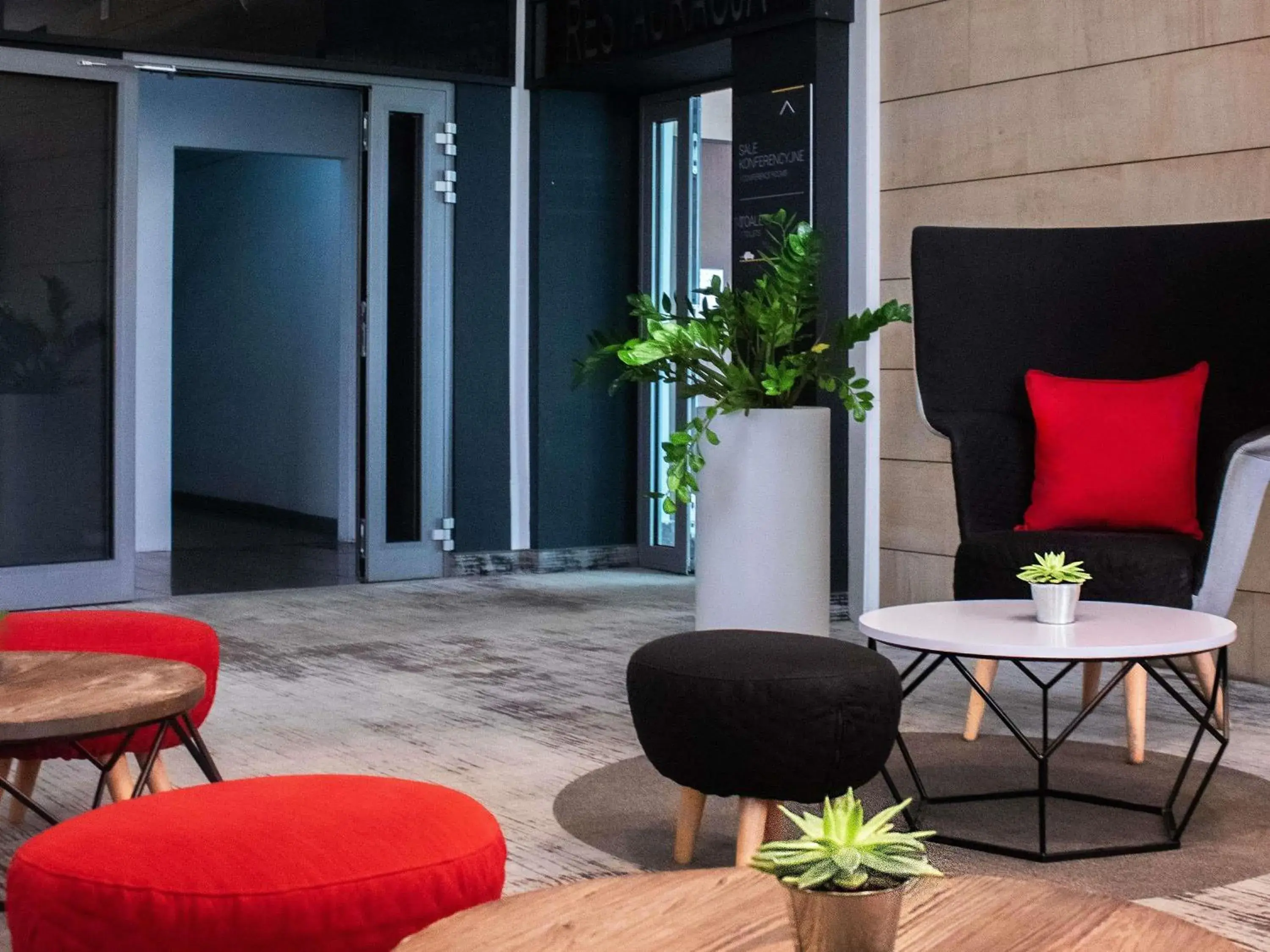 Lounge or bar in ibis Styles Bielsko Biala Lounge or bar in ibis Styles Bielsko Biala