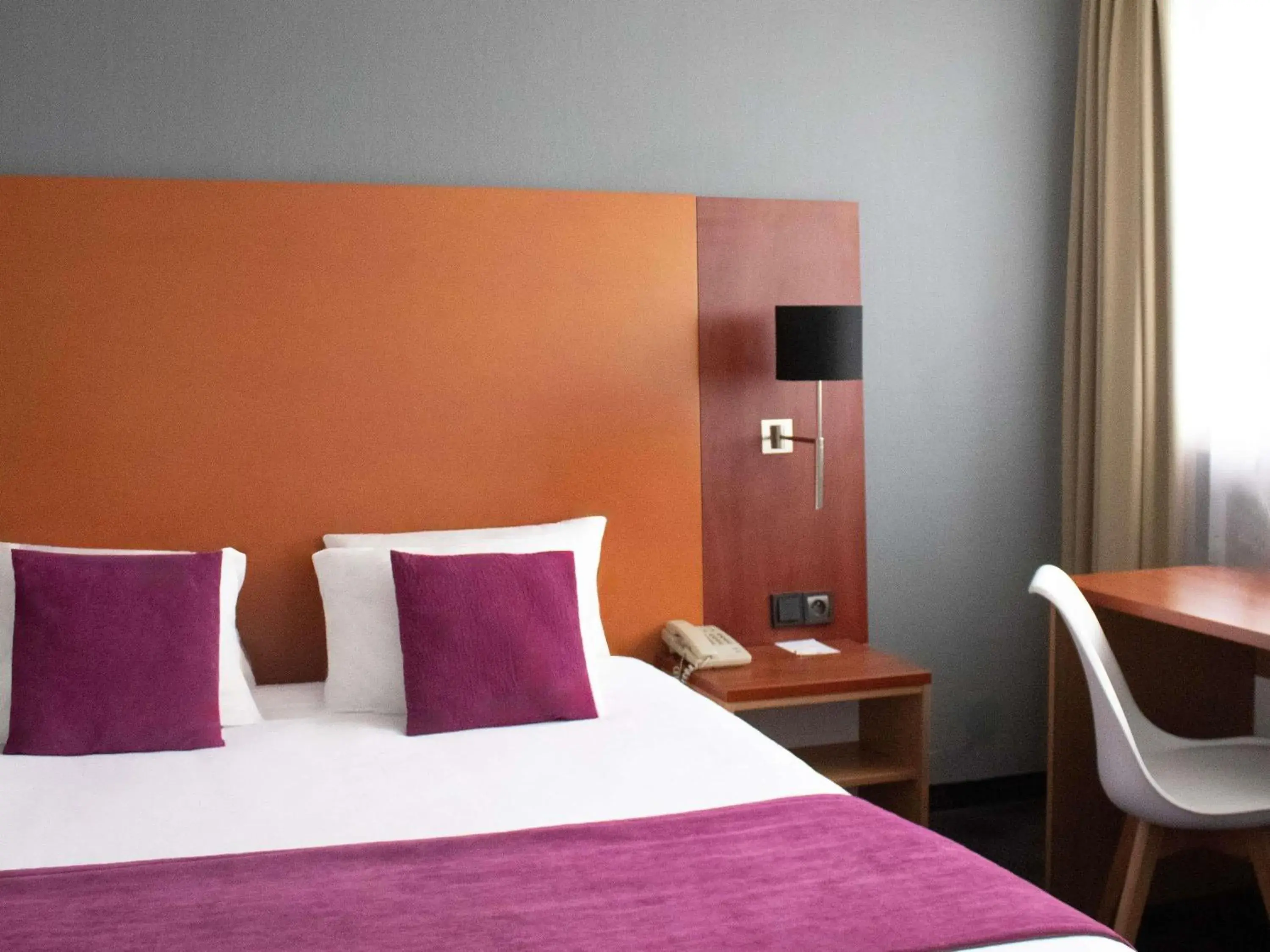 Bedroom, Bed in ibis Styles Bielsko Biala Bedroom, Bed in ibis Styles Bielsko Biala
