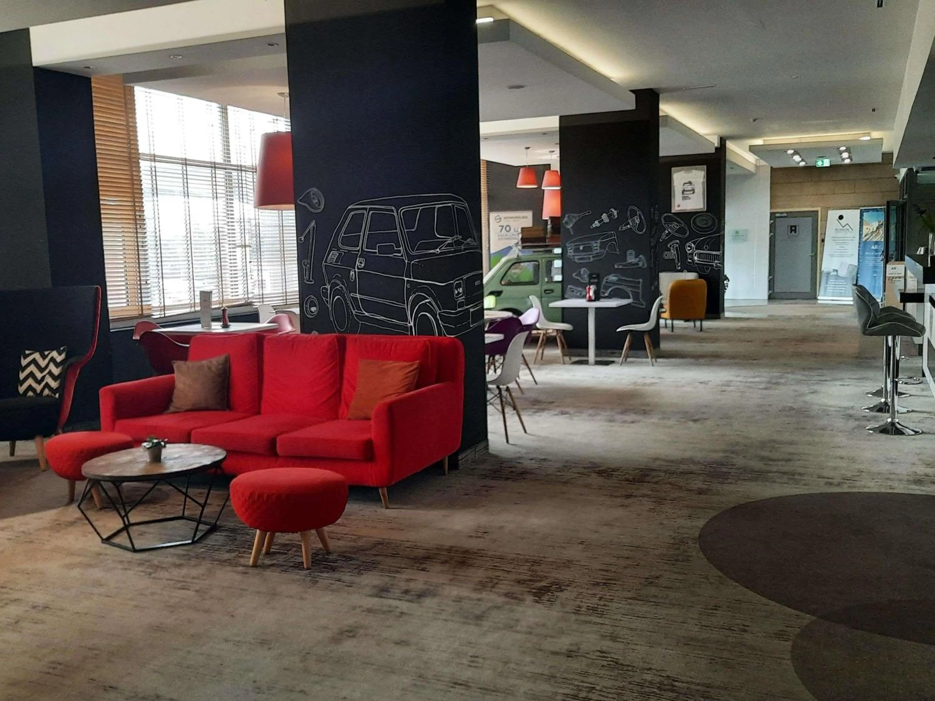 Lounge or bar in ibis Styles Bielsko Biala