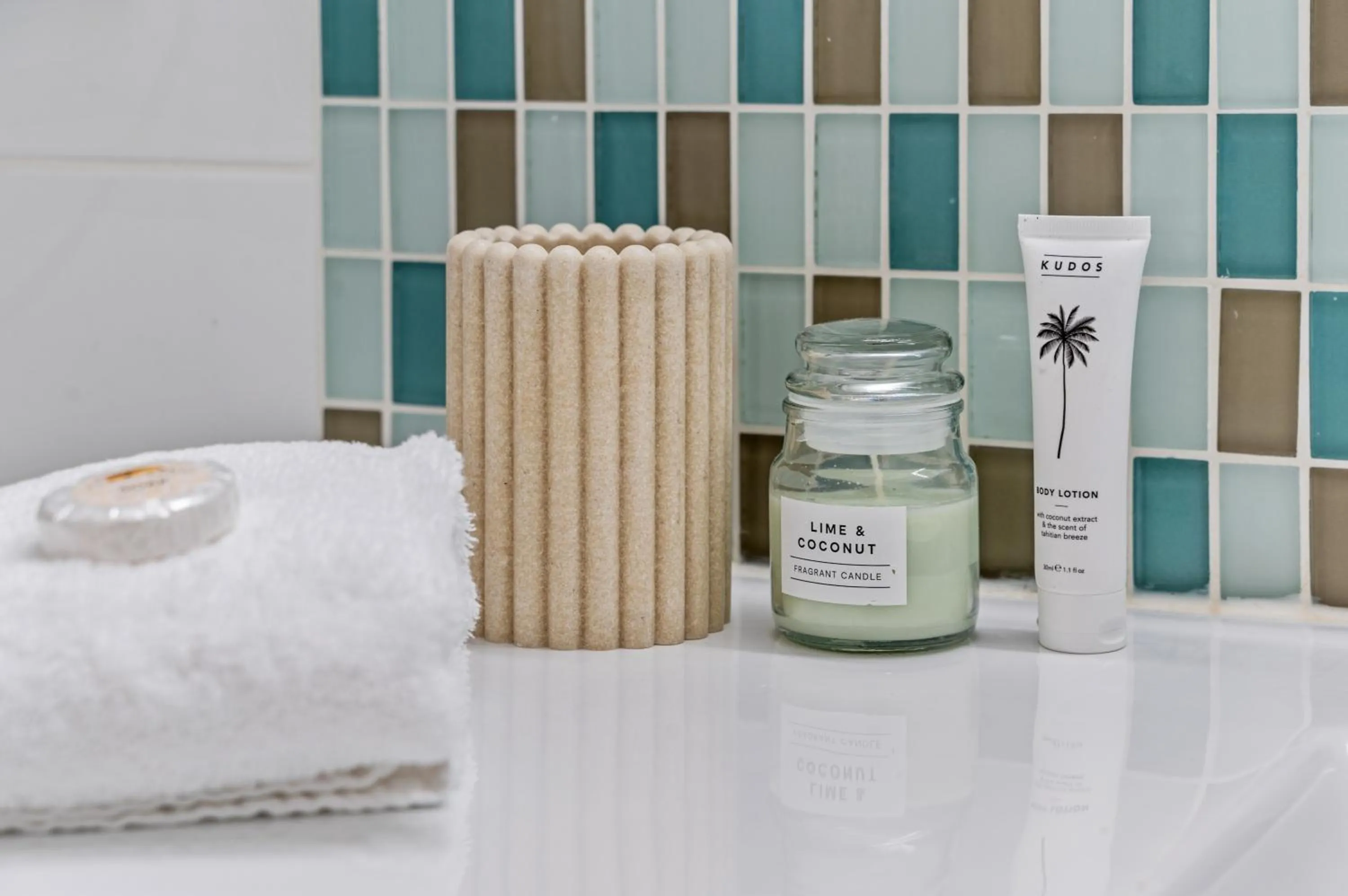 Bathroom in Hi Ho Beach Apartments on Broadbeach