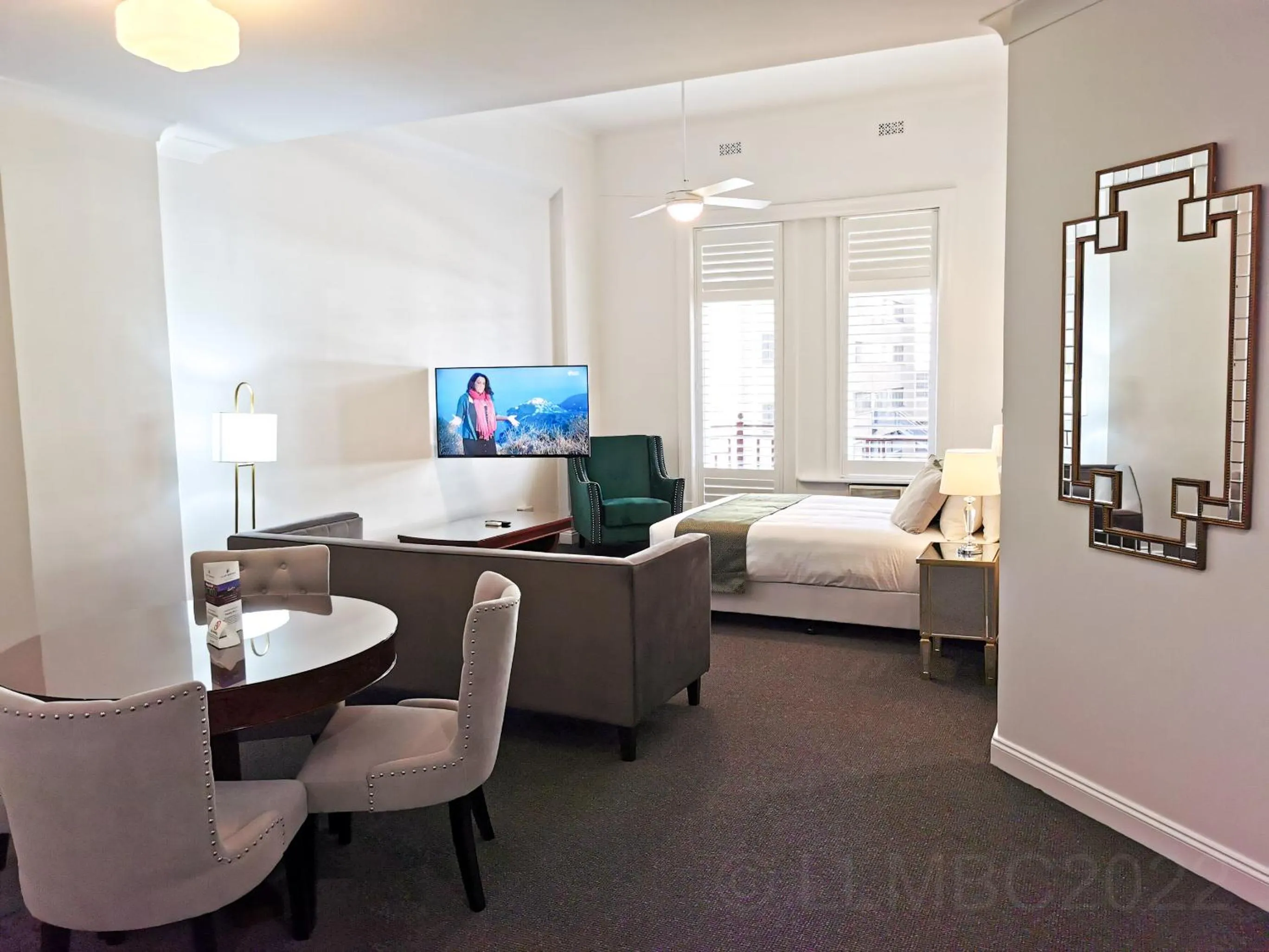 Photo of the whole room, Bed in Adelaide Mansions Apartments