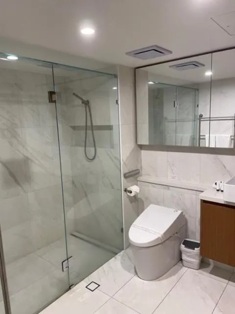 Bathroom in Il Palazzo Holiday Apartments