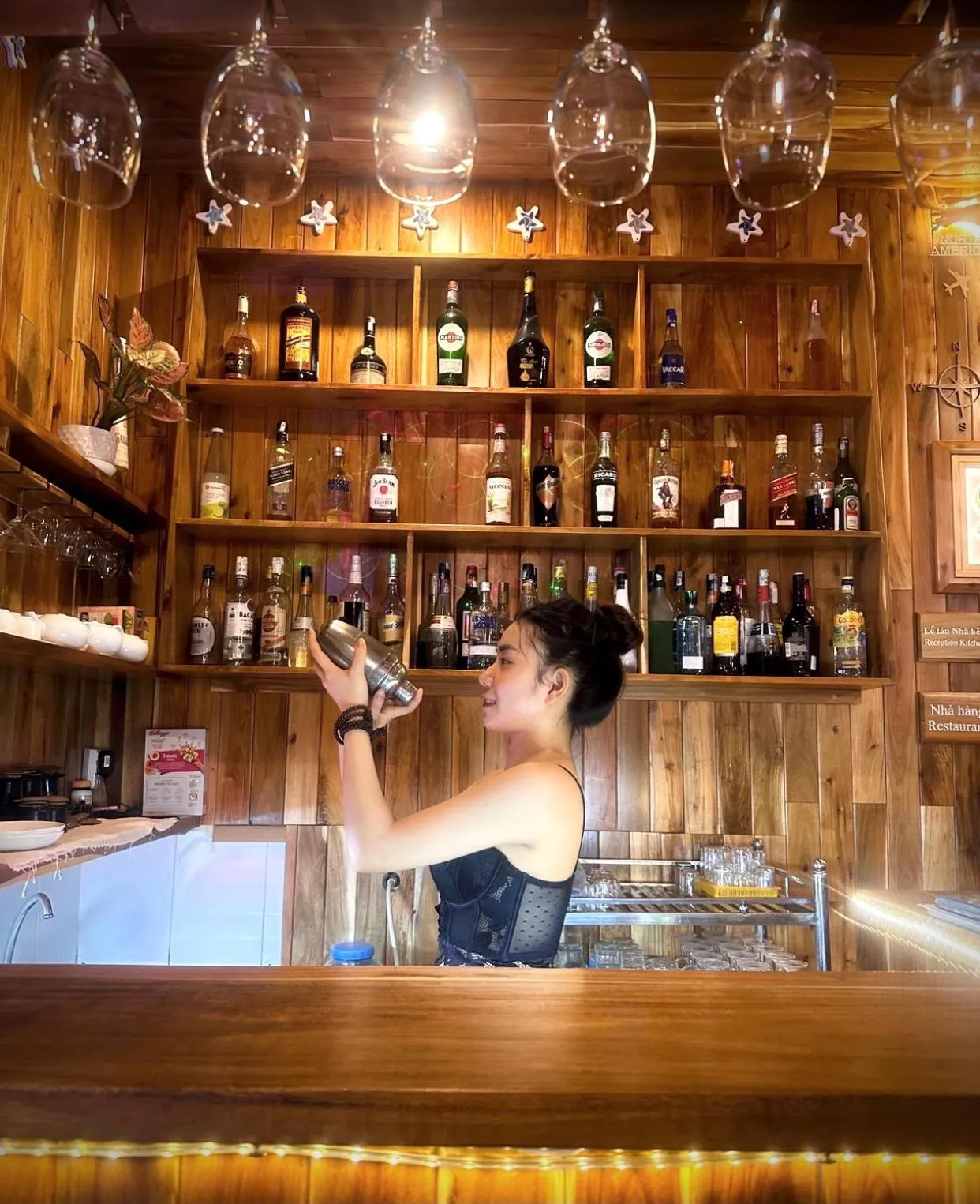 Lounge or bar in Sunlight Bungalow