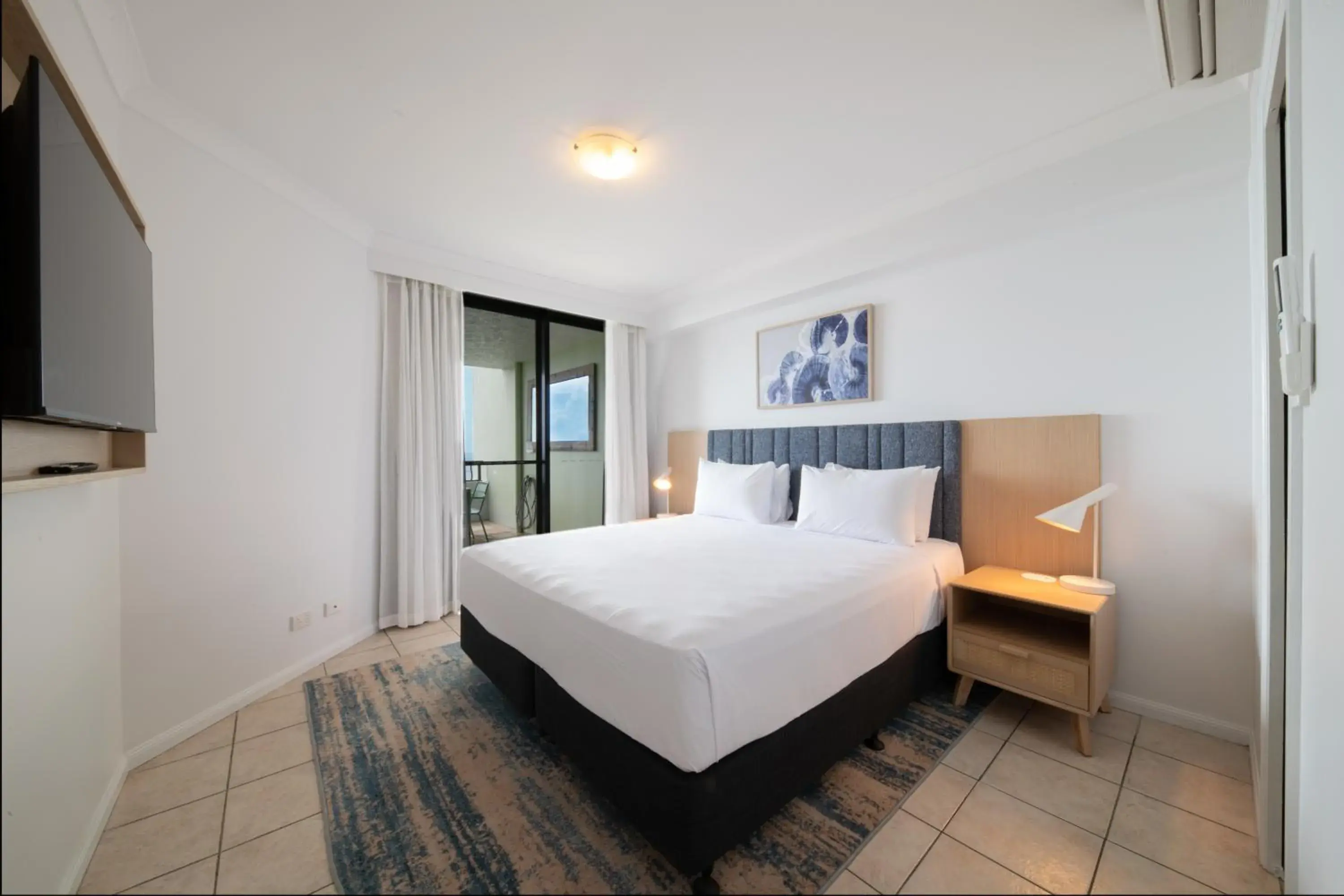 Bedroom, Bed in at Water's Edge Resort Bedroom, Bed in at Water's Edge Resort