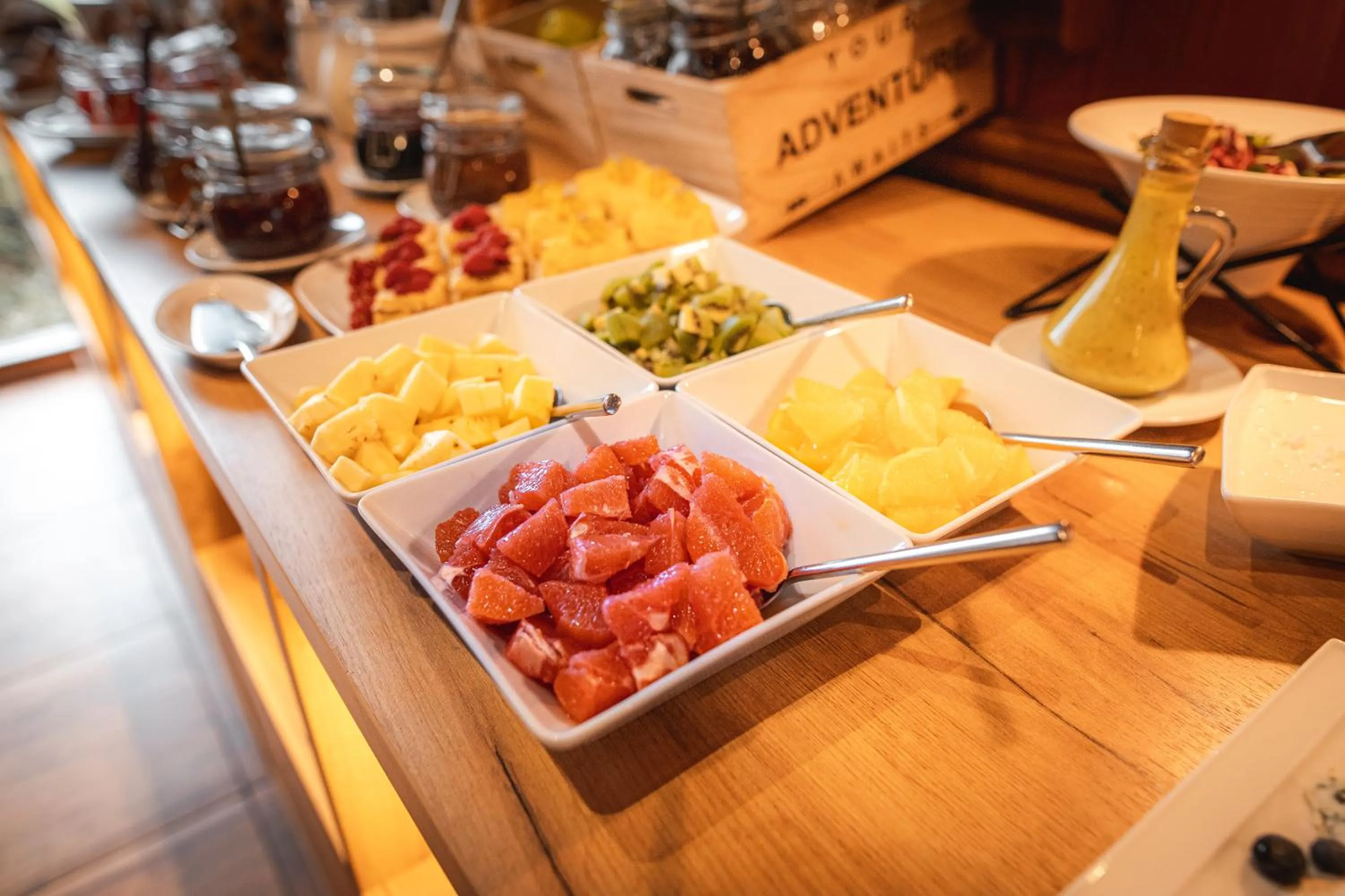 Buffet breakfast in Premium Hotel Bacero Wrocław