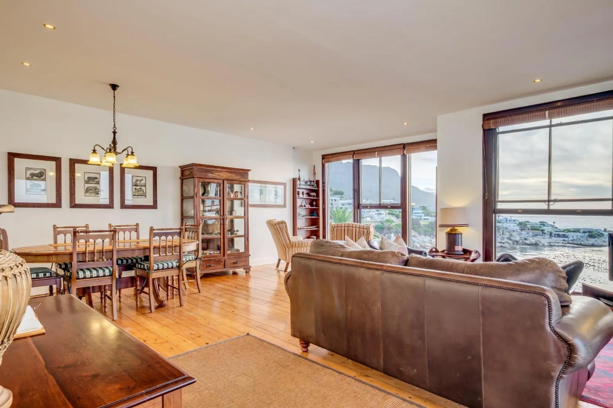 Living room in Camps Bay Terrace Lodge
