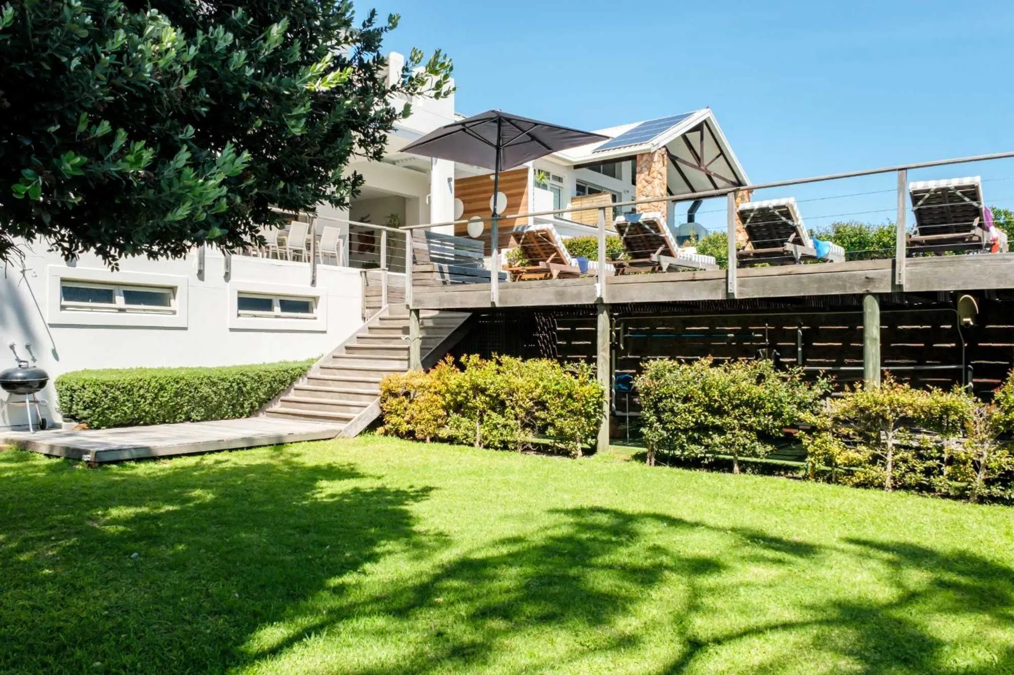 Property building in Villa Olivier