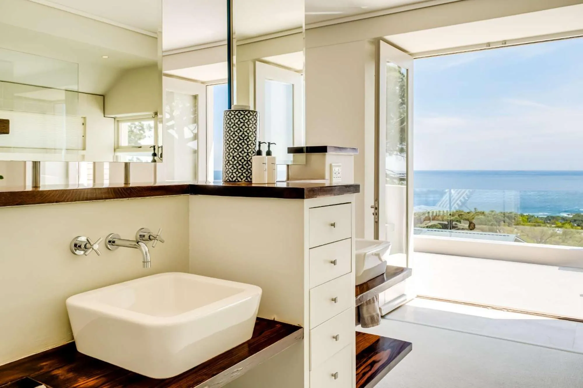 Bathroom in Villa Olivier