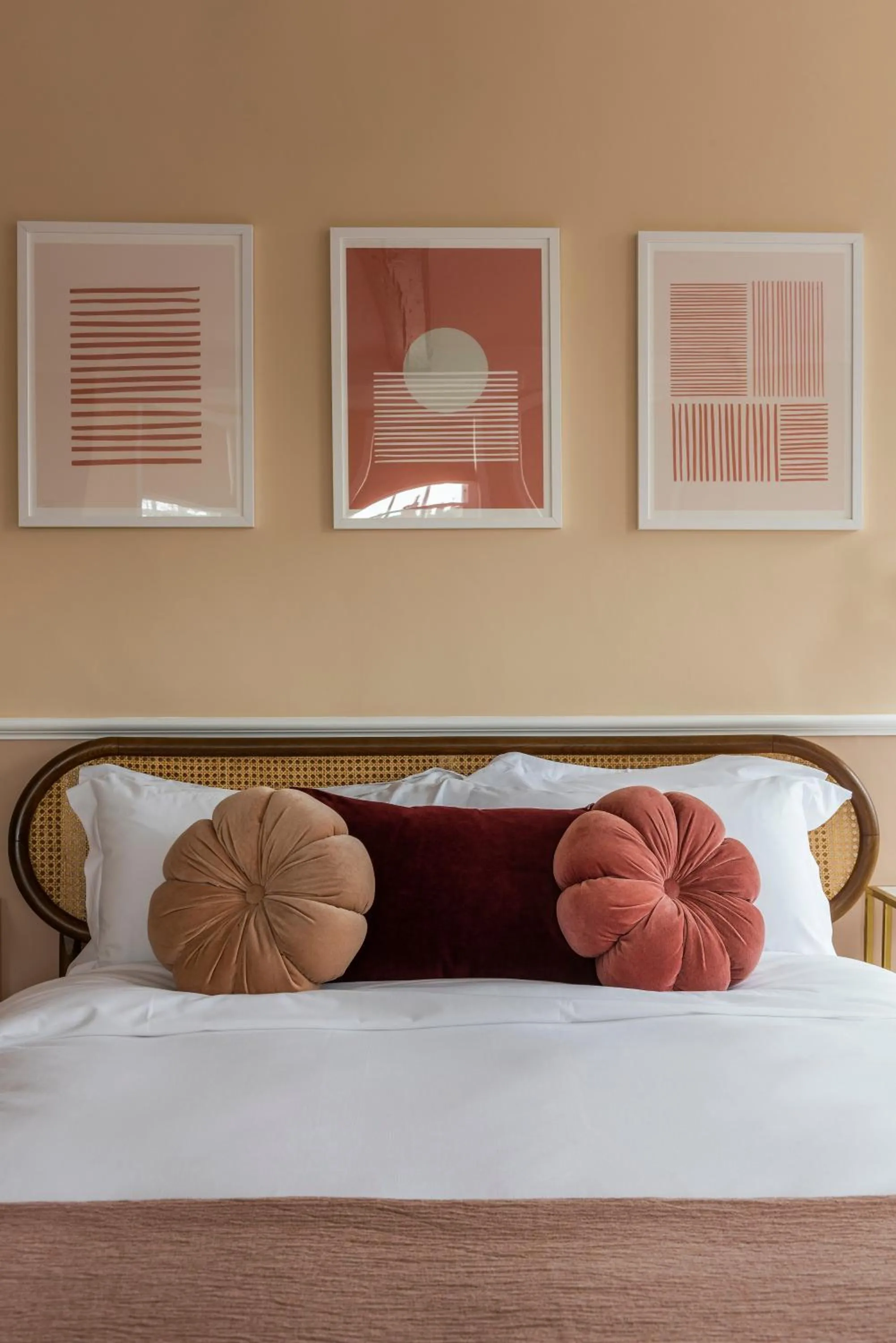 Bedroom, Bed in The George Hotel