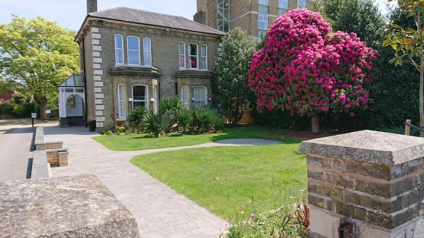 Property building in The Elizabeth House Hotel
