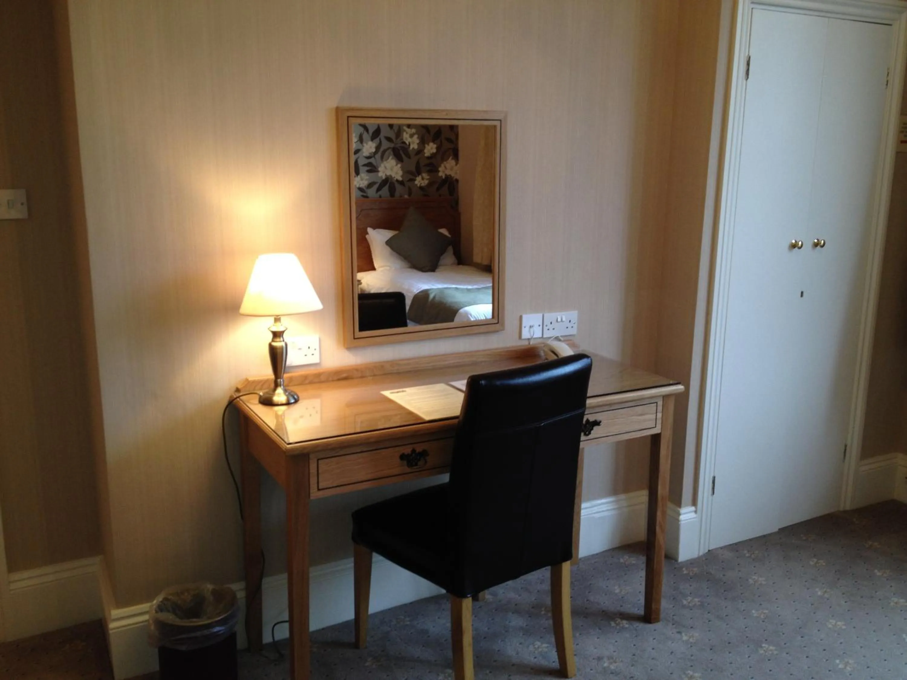 Bedroom in The Elizabeth House Hotel