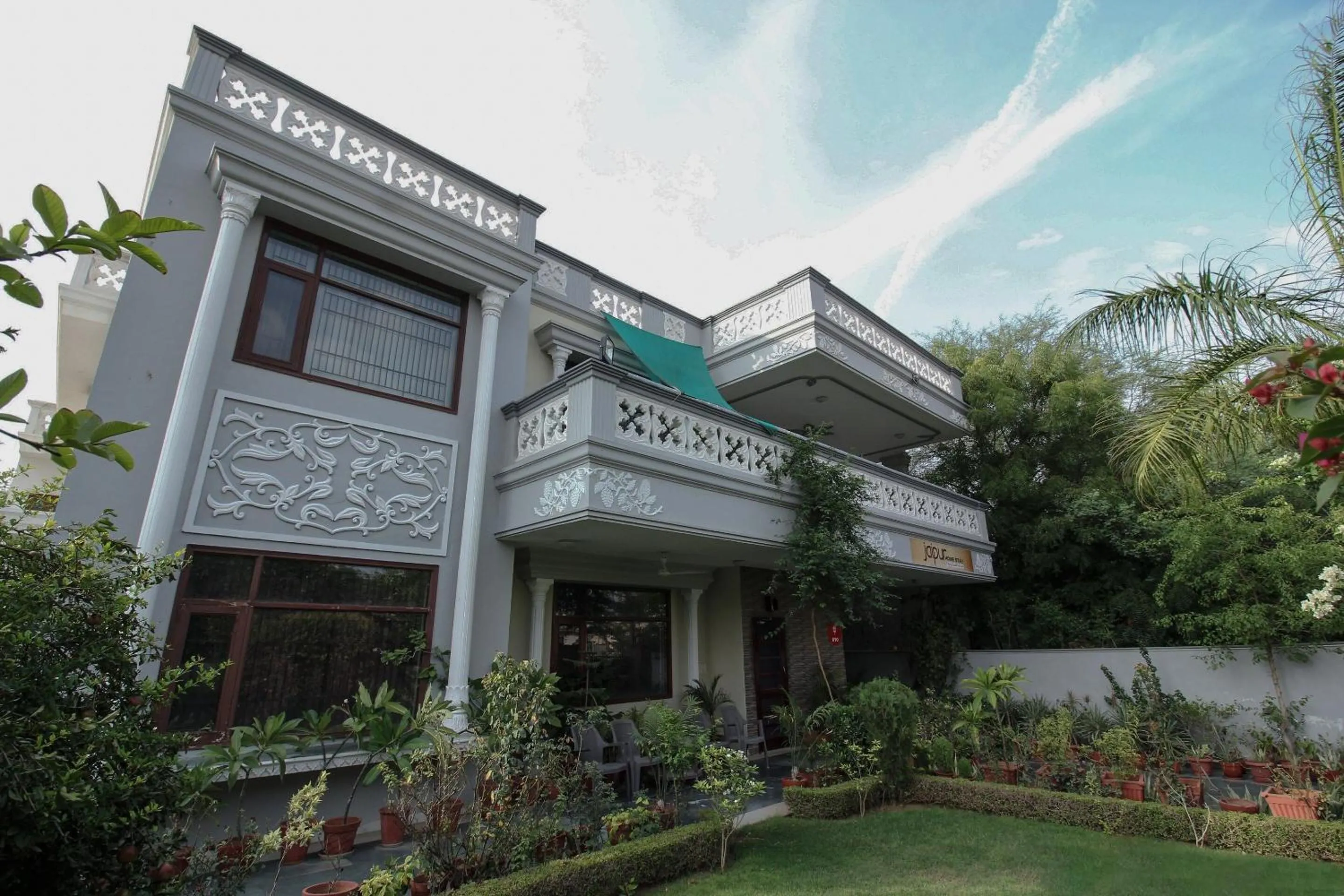 Facade/entrance in Hotel O Jaipur Stays