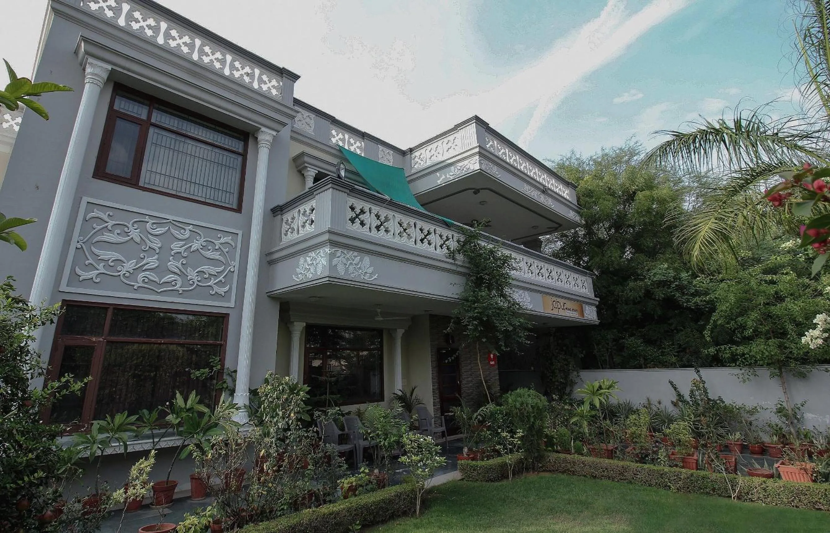 Facade/entrance in Hotel O Jaipur Stays