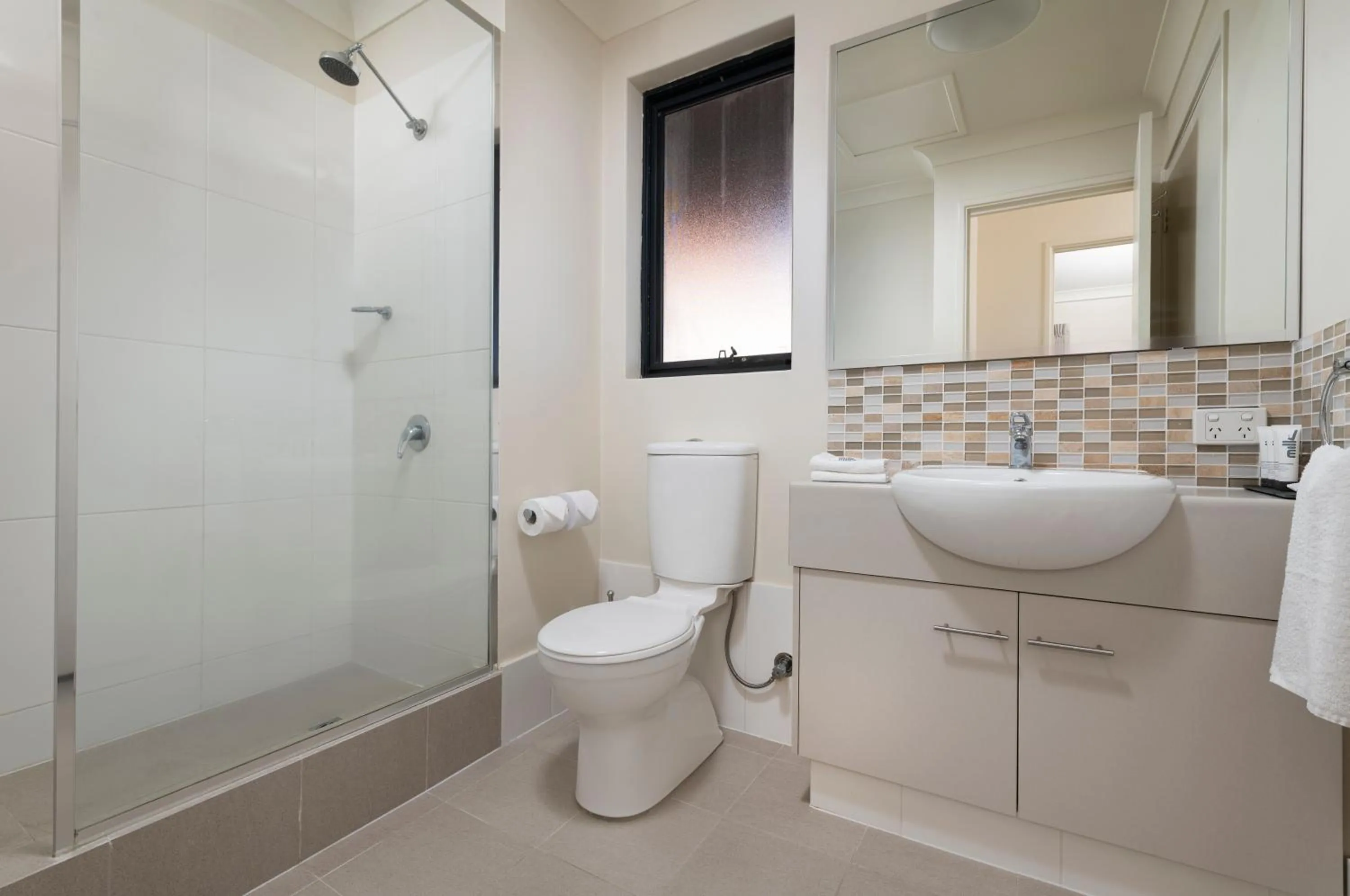 Shower in Quest Bunbury