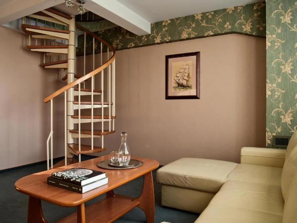 Living room in Hotel Great Polonia Kraków Airport