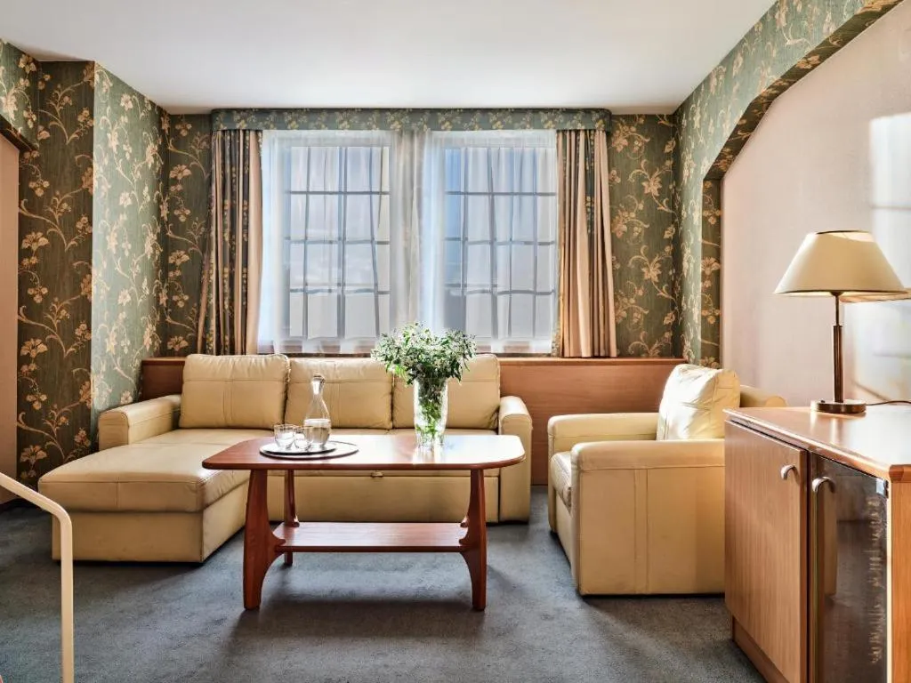 Living room in Hotel Great Polonia Kraków Airport