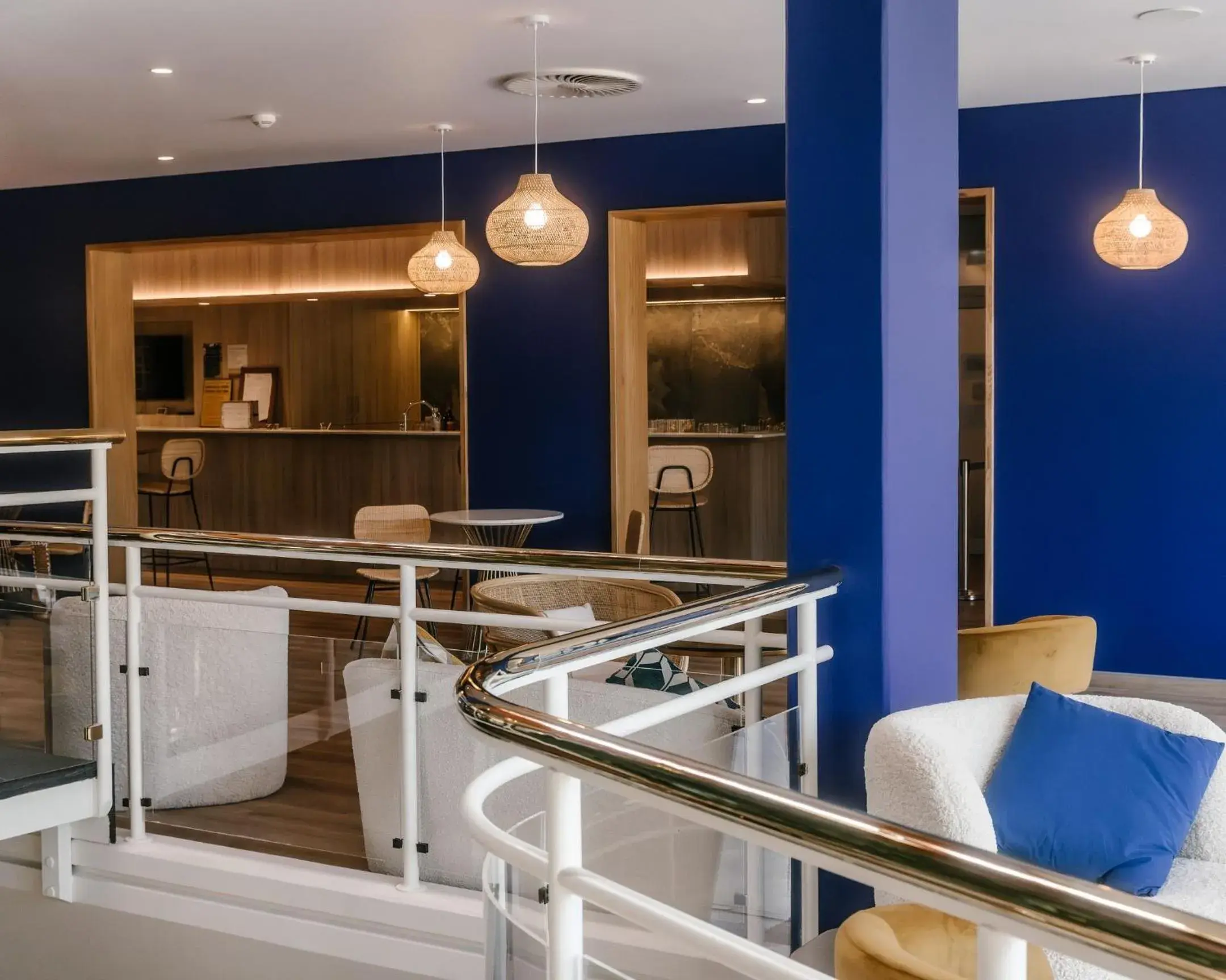 Lounge or bar in 7Hotel&Spa Lounge or bar in 7Hotel&Spa