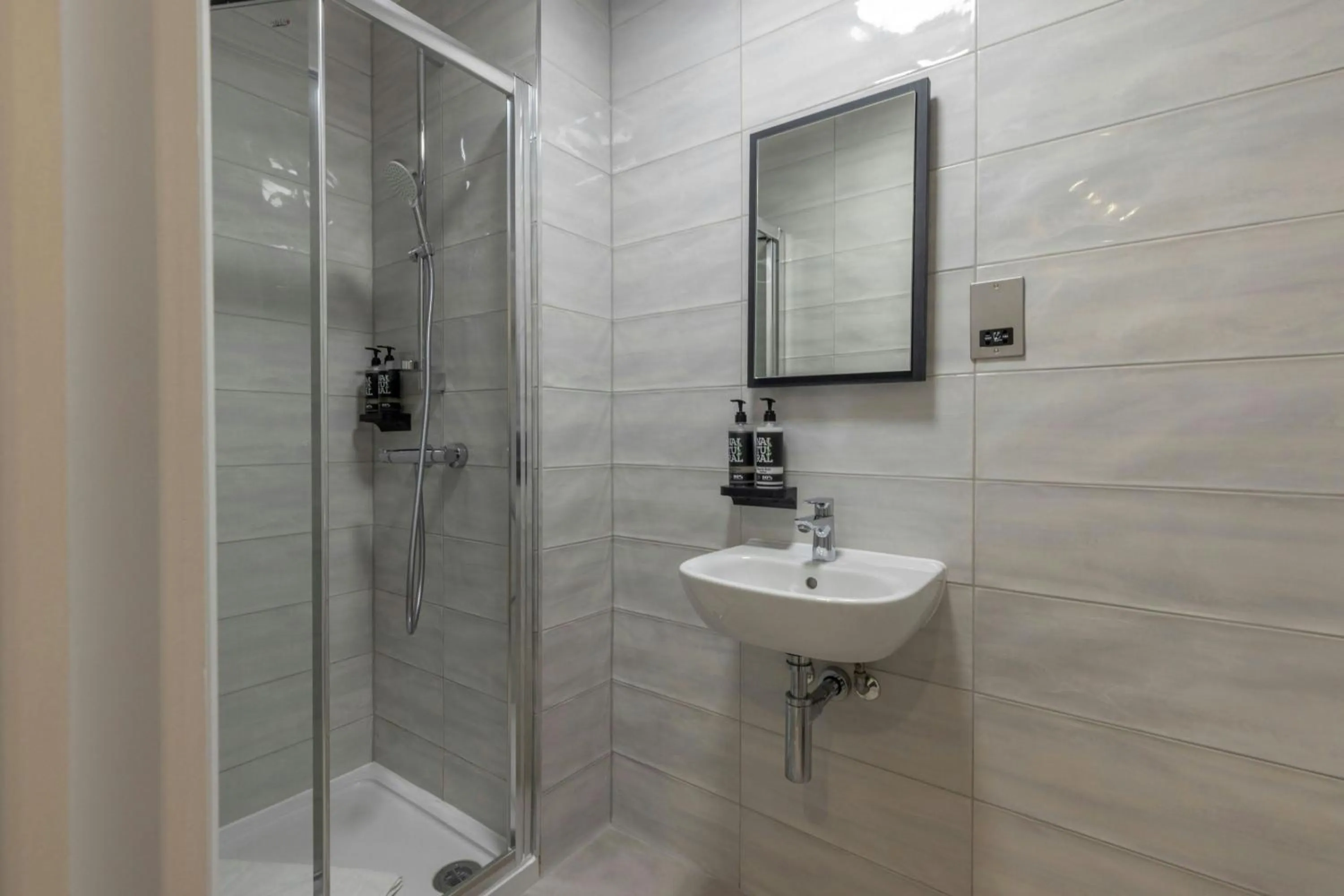 Bathroom in Four Points Flex by Sheraton London Kensington Olympia
