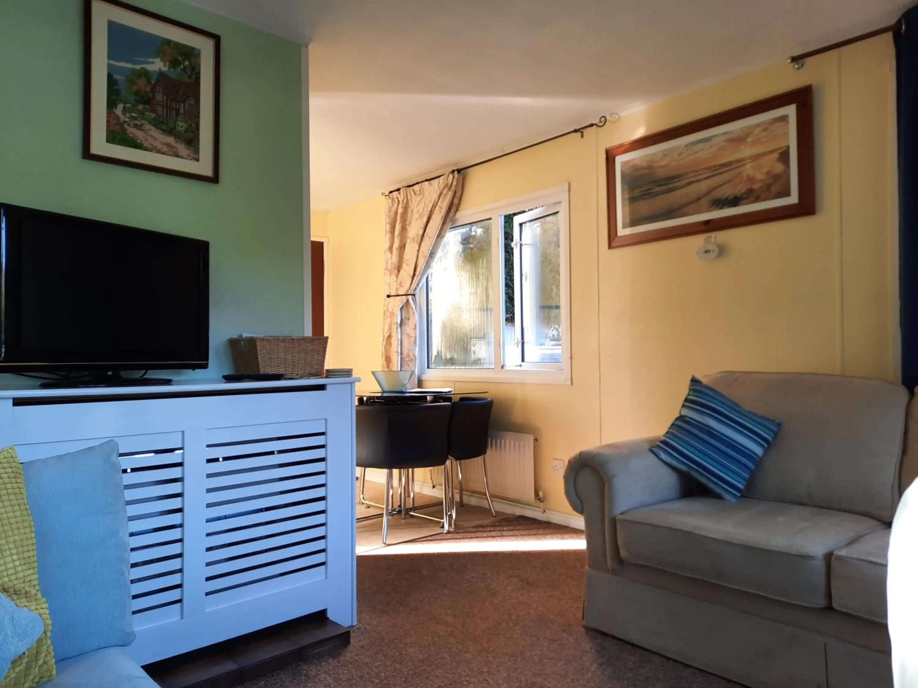 Communal lounge/ TV room in Cerdyn Villa