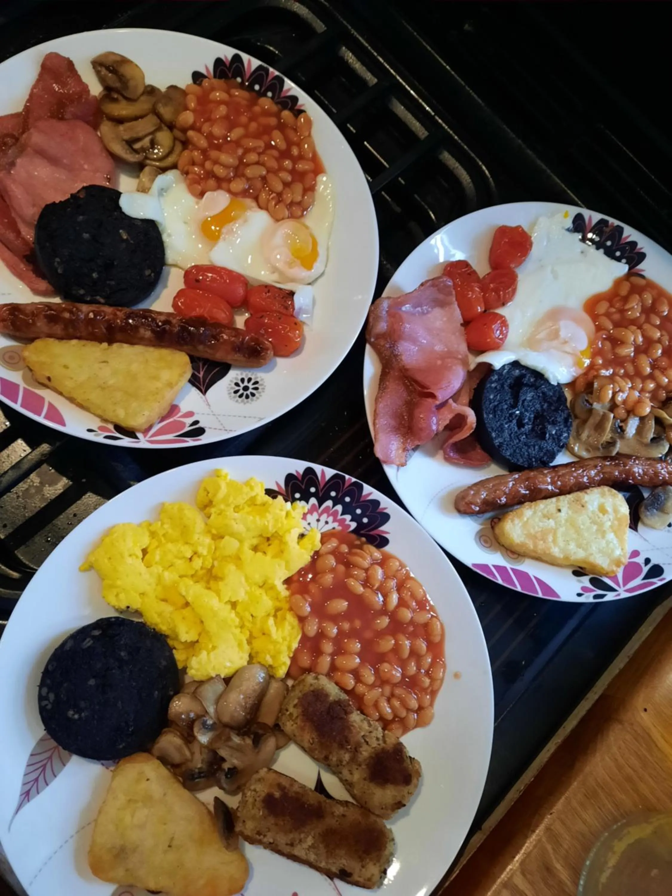 Breakfast in Cerdyn Villa
